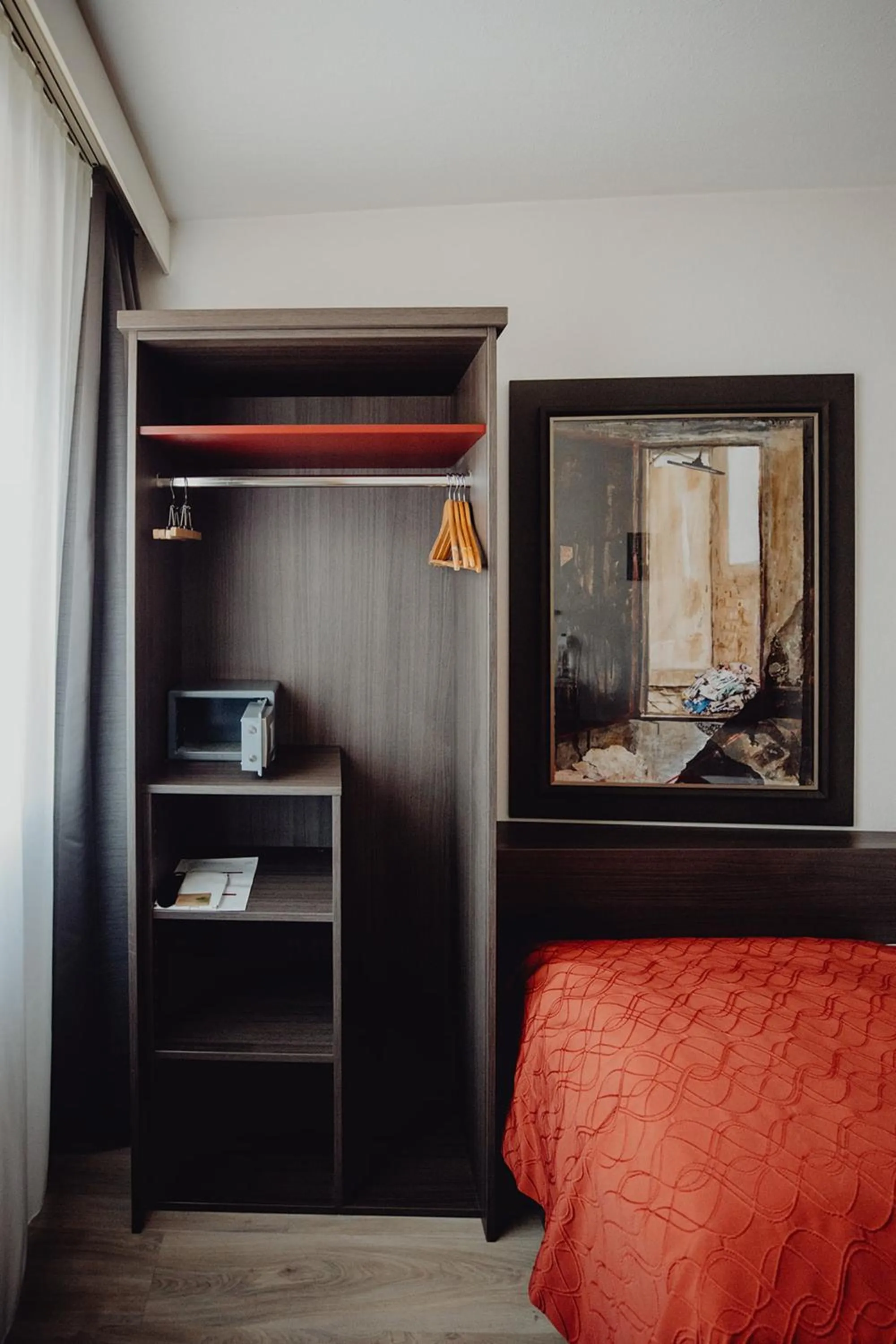 Photo of the whole room, Bed in Art & Business Hotel