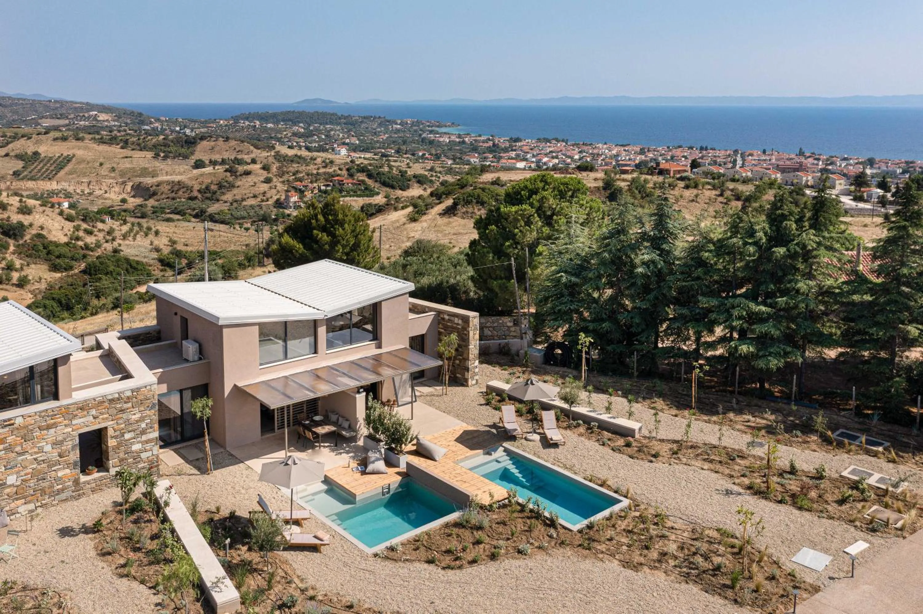 Bird's eye view in Etheres