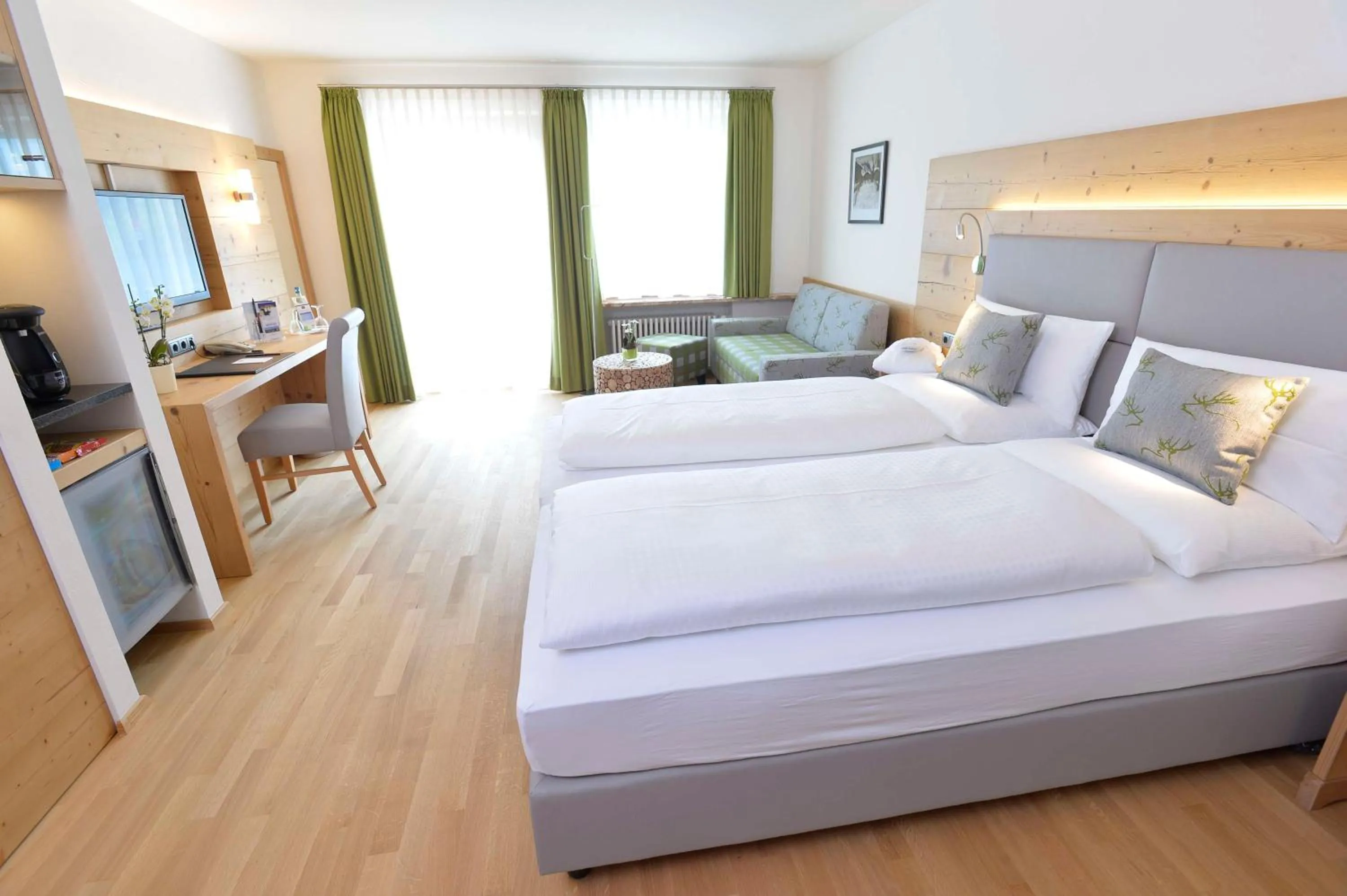 Bedroom, Bed in Alpenhof Oberstdorf Hotel & SPA, Signature Collection by BW