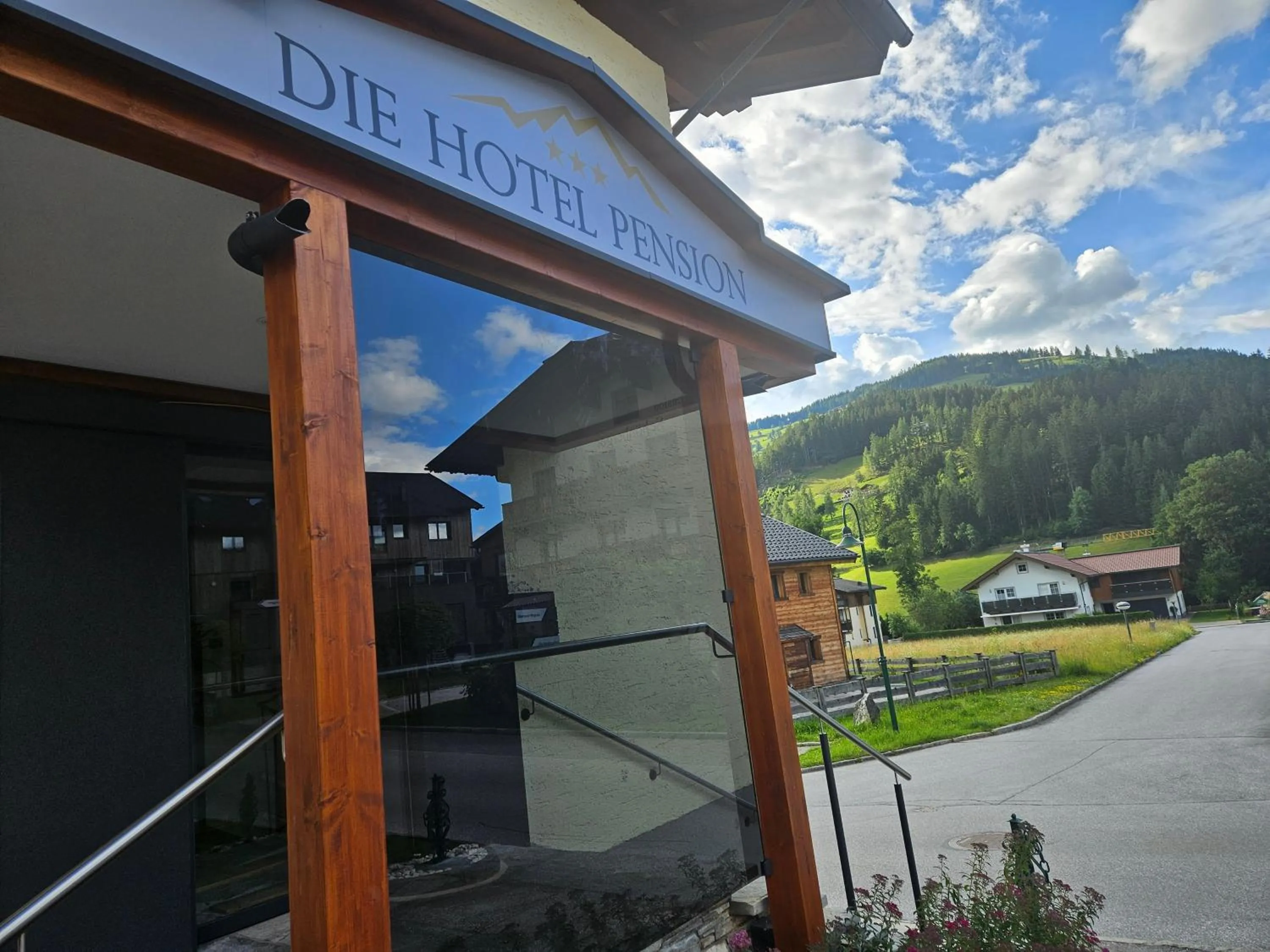 Property building in Hotelpension Oberauer Wagrain