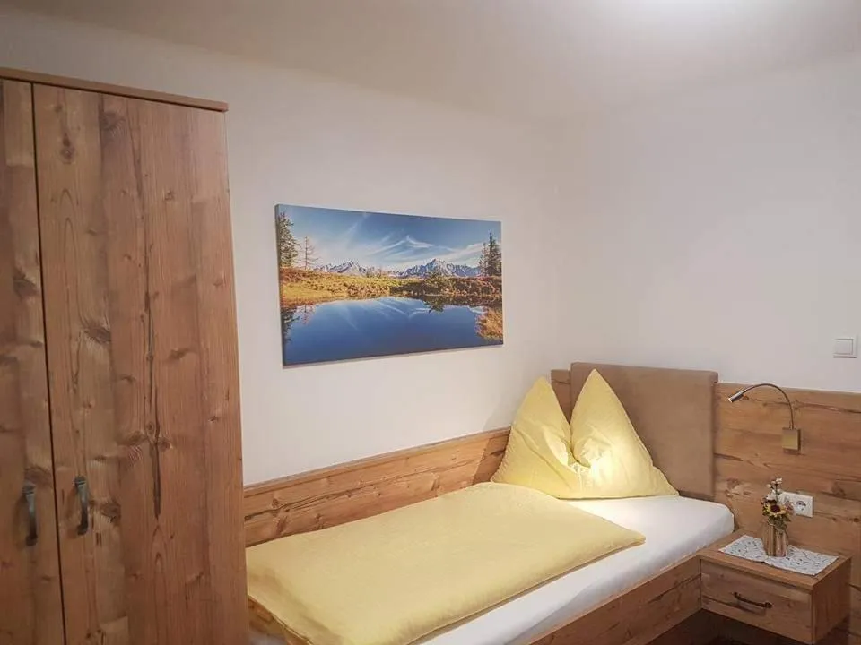 Photo of the whole room, Bed in Hotelpension Oberauer Wagrain