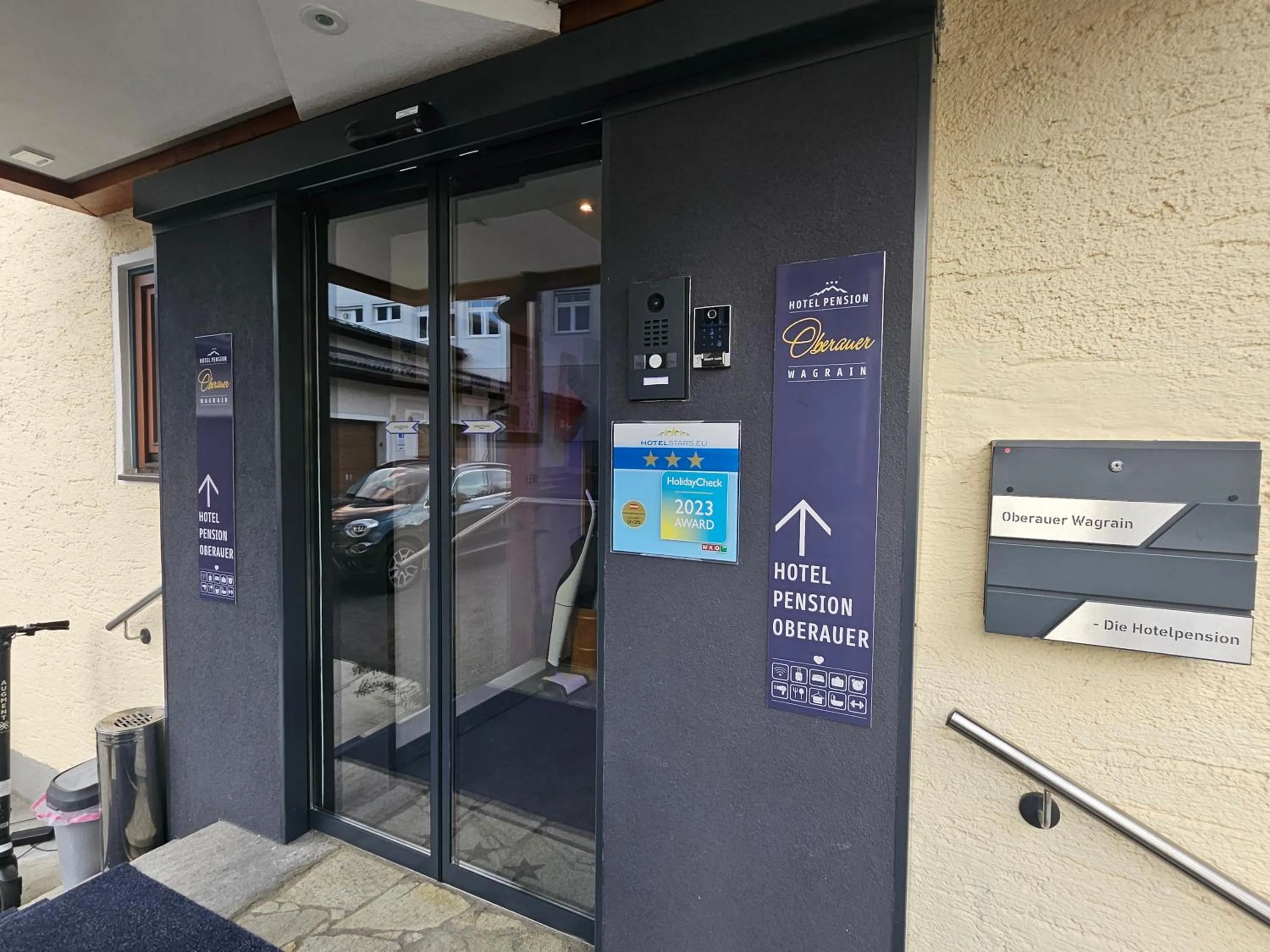 Facade/entrance in Hotelpension Oberauer Wagrain