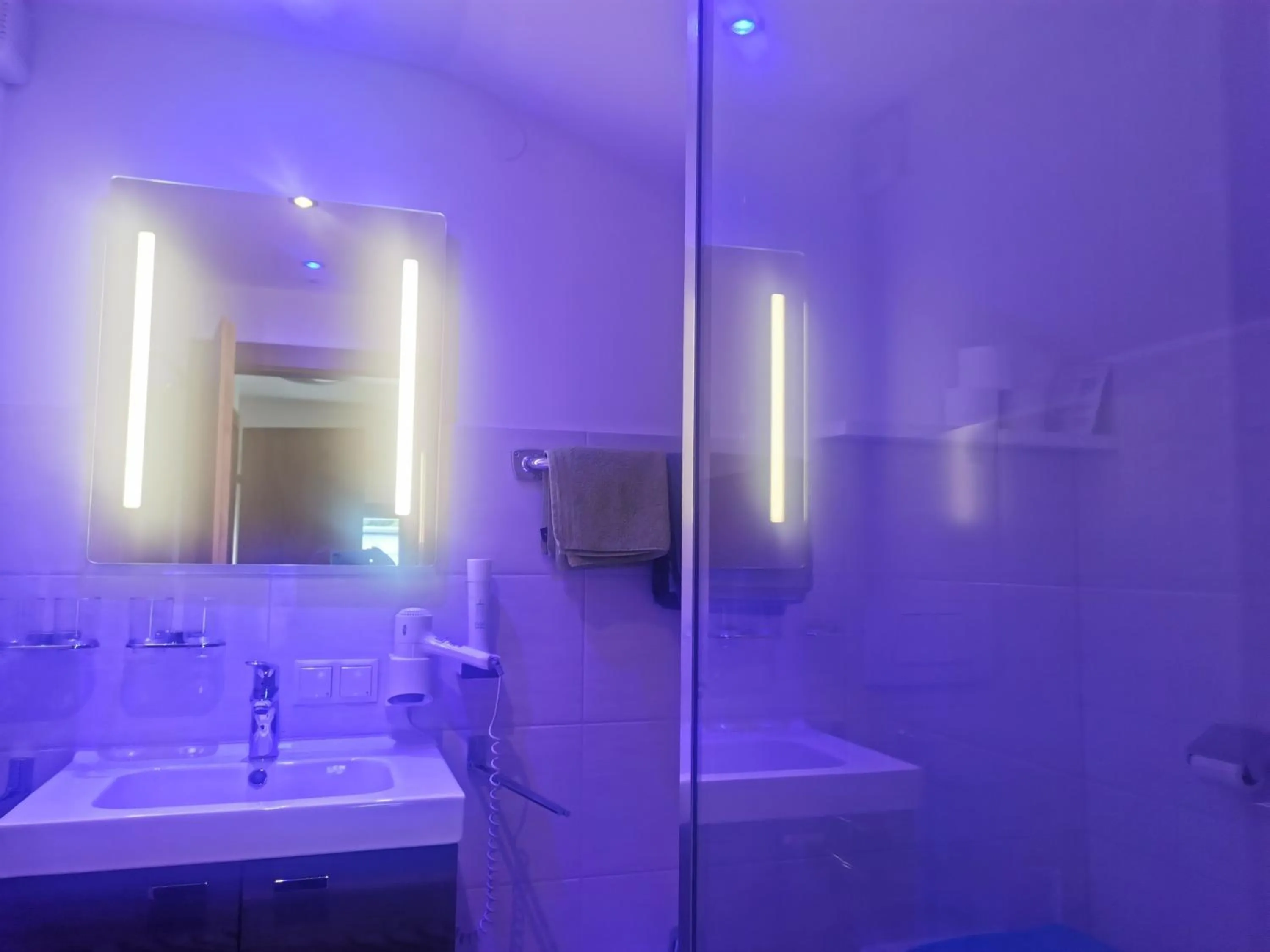 Shower in Hotelpension Oberauer Wagrain