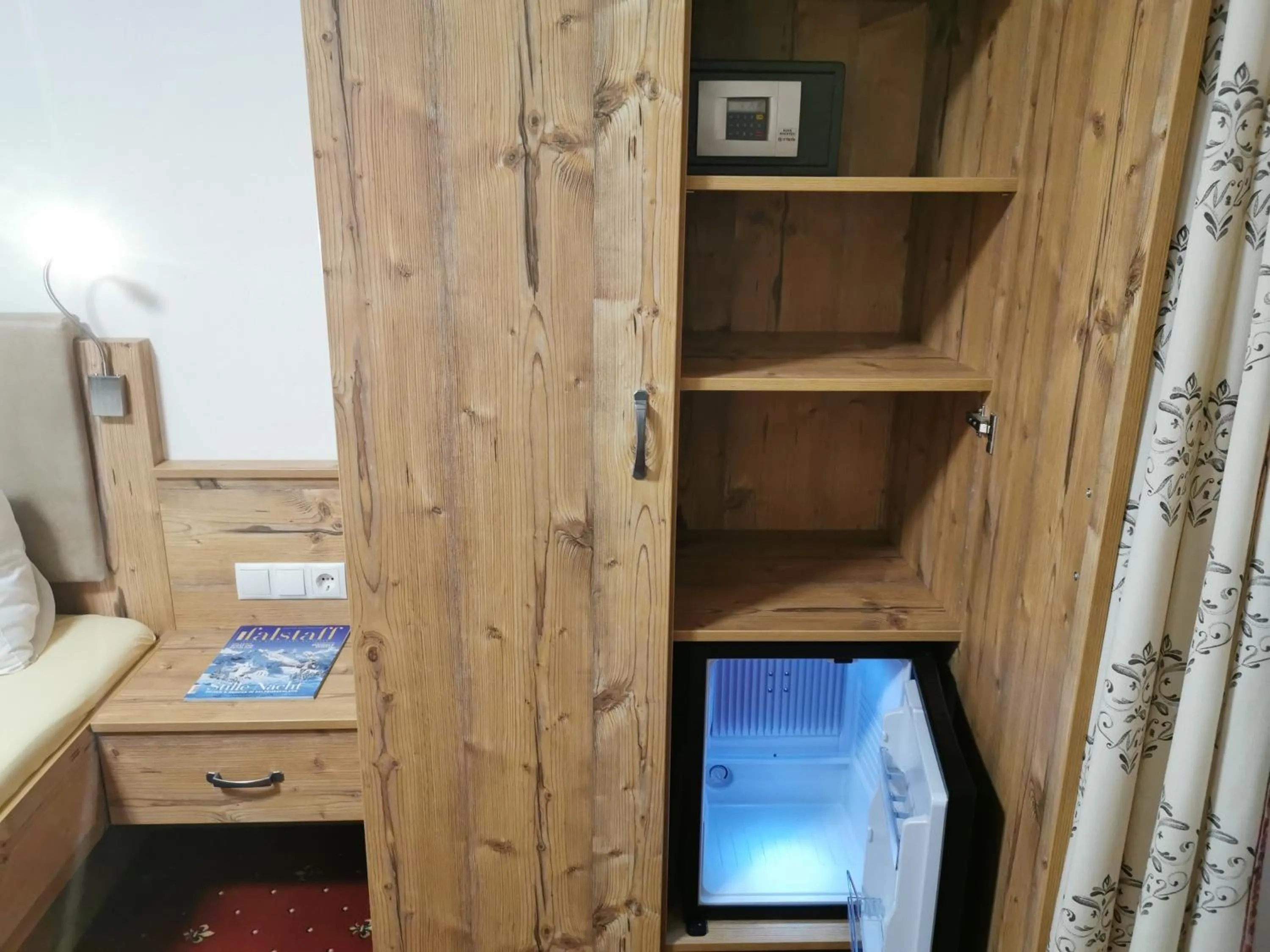 Photo of the whole room in Hotelpension Oberauer Wagrain