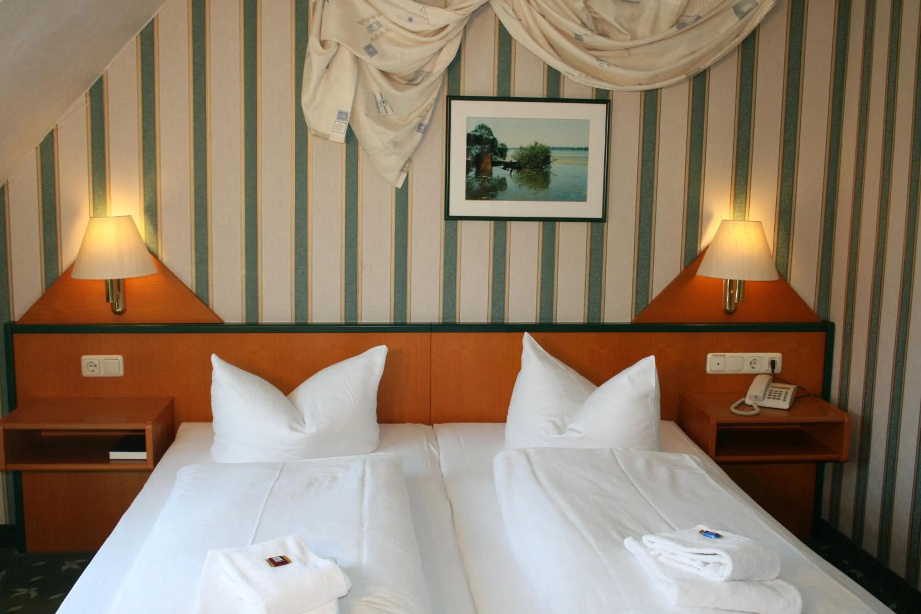 Bed in Hotel Seewisch