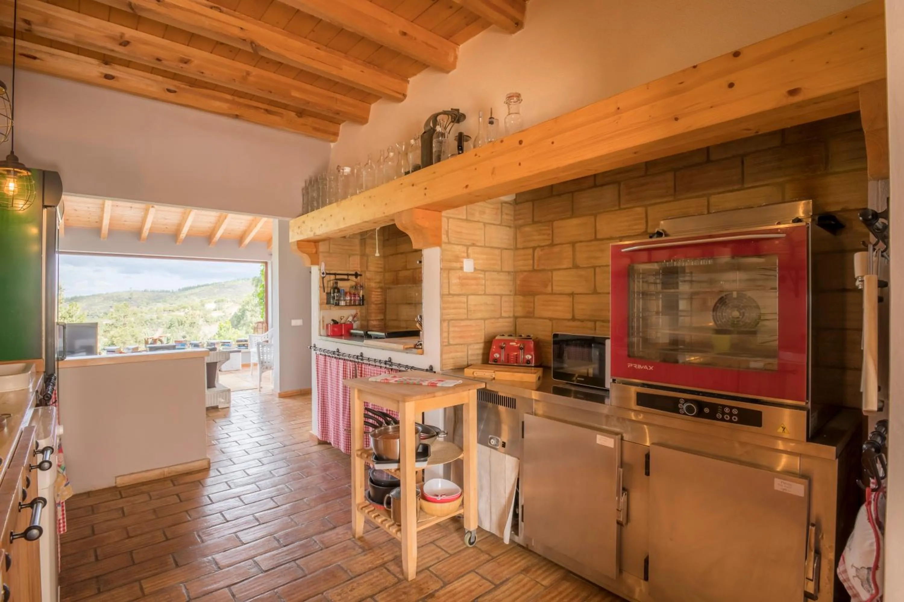 Communal kitchen in Herdade Quinta Natura Turismo Rural