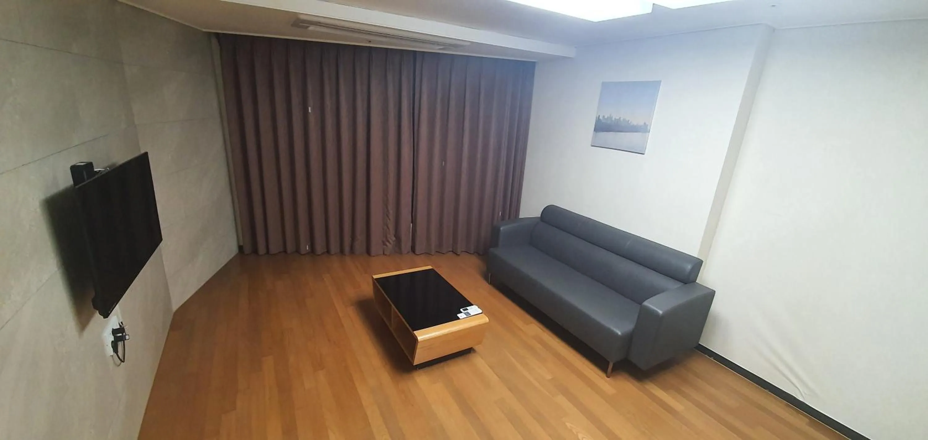 TV/Entertainment Center in Hotel Bellia