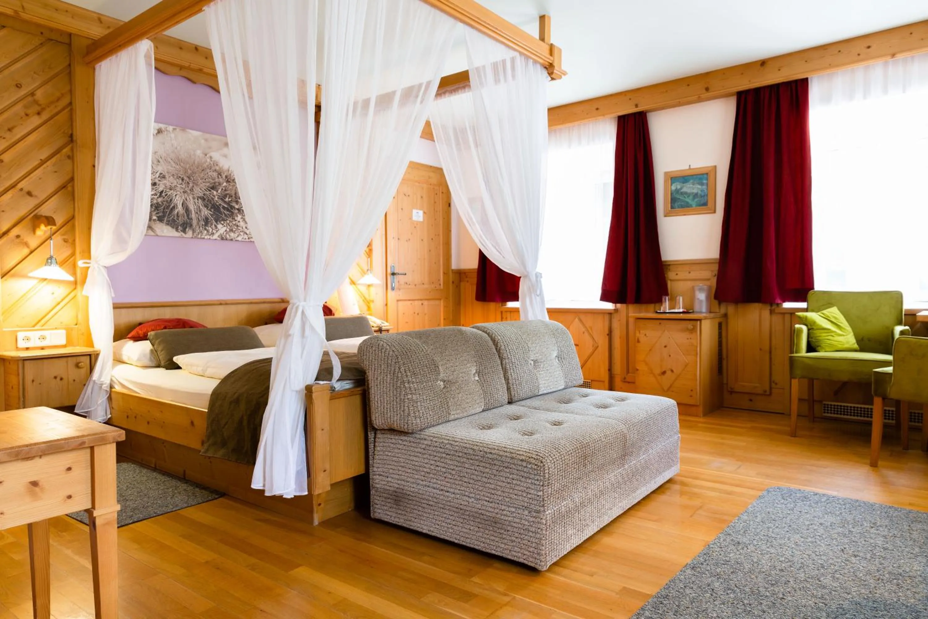 Bedroom, Bed in Scharfegger's Raxalpenhof - Zuhause am Land