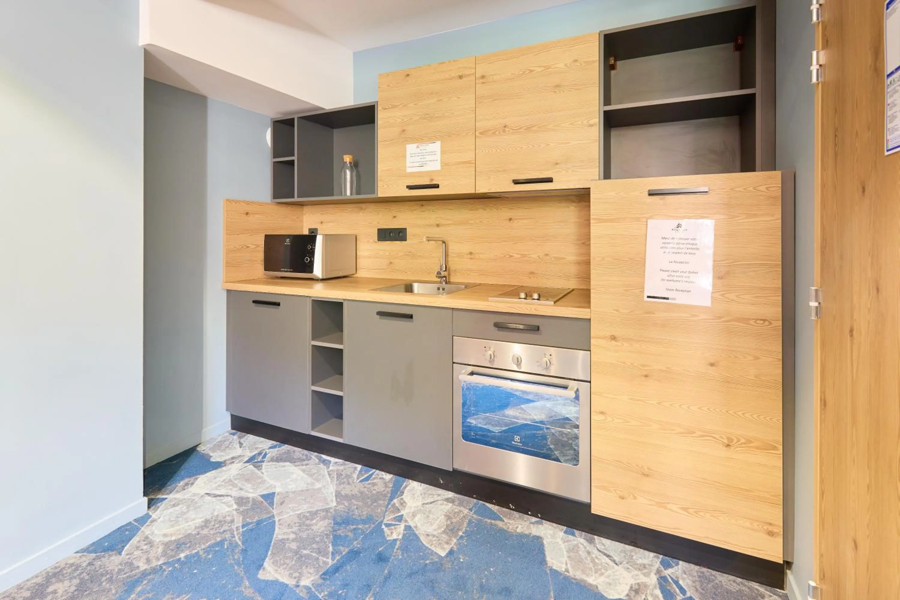 Kitchen or kitchenette in Hotel Base Camp Lodge - Les 2 Alpes