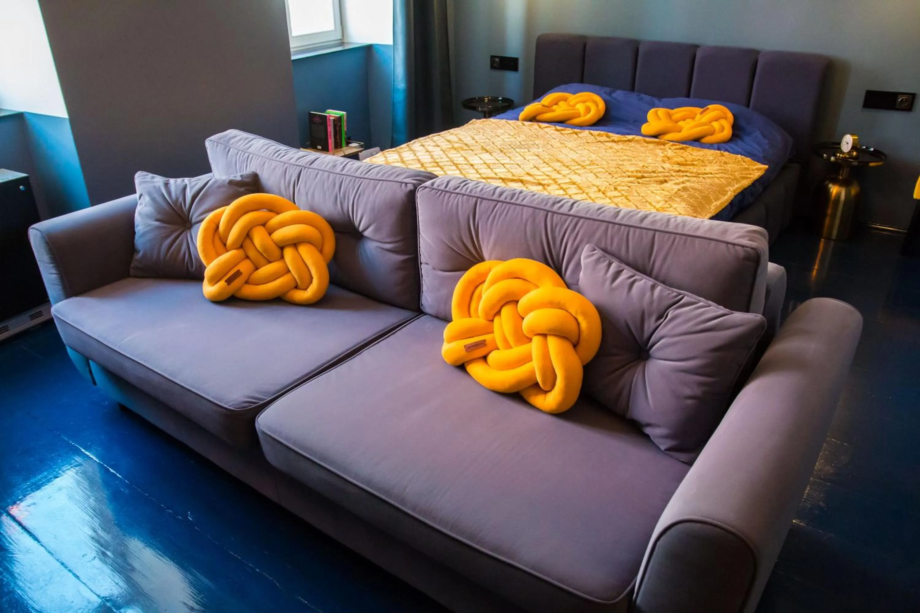 Living room in Mona Lisa by Rentoom