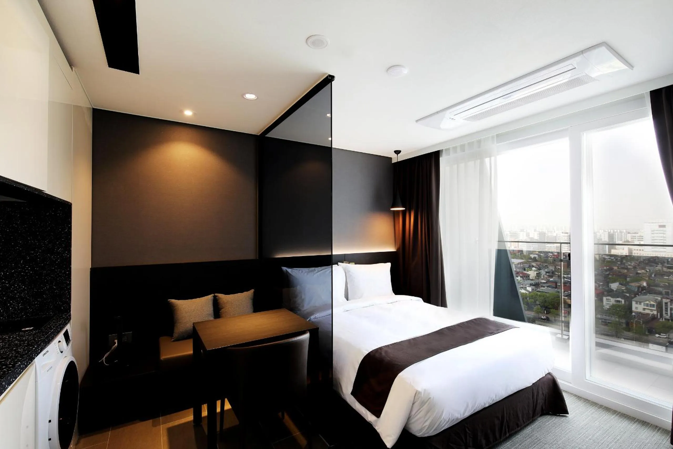 Photo of the whole room in Kintex by K-tree