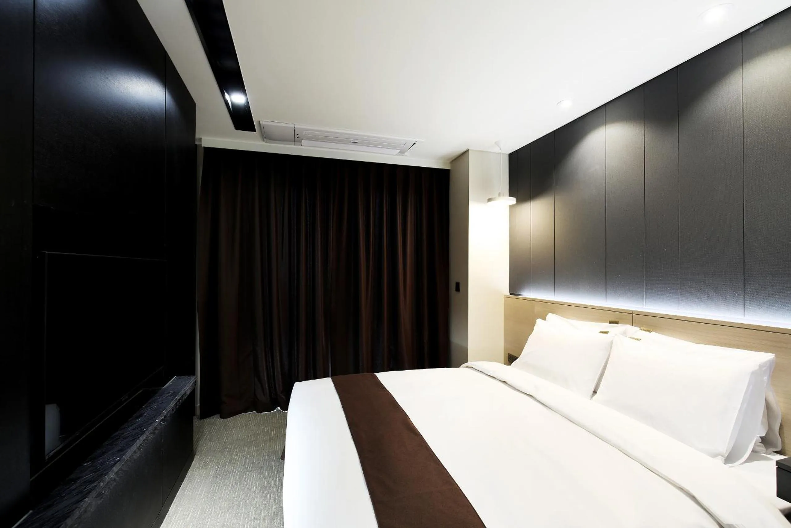 Photo of the whole room in Kintex by K-tree