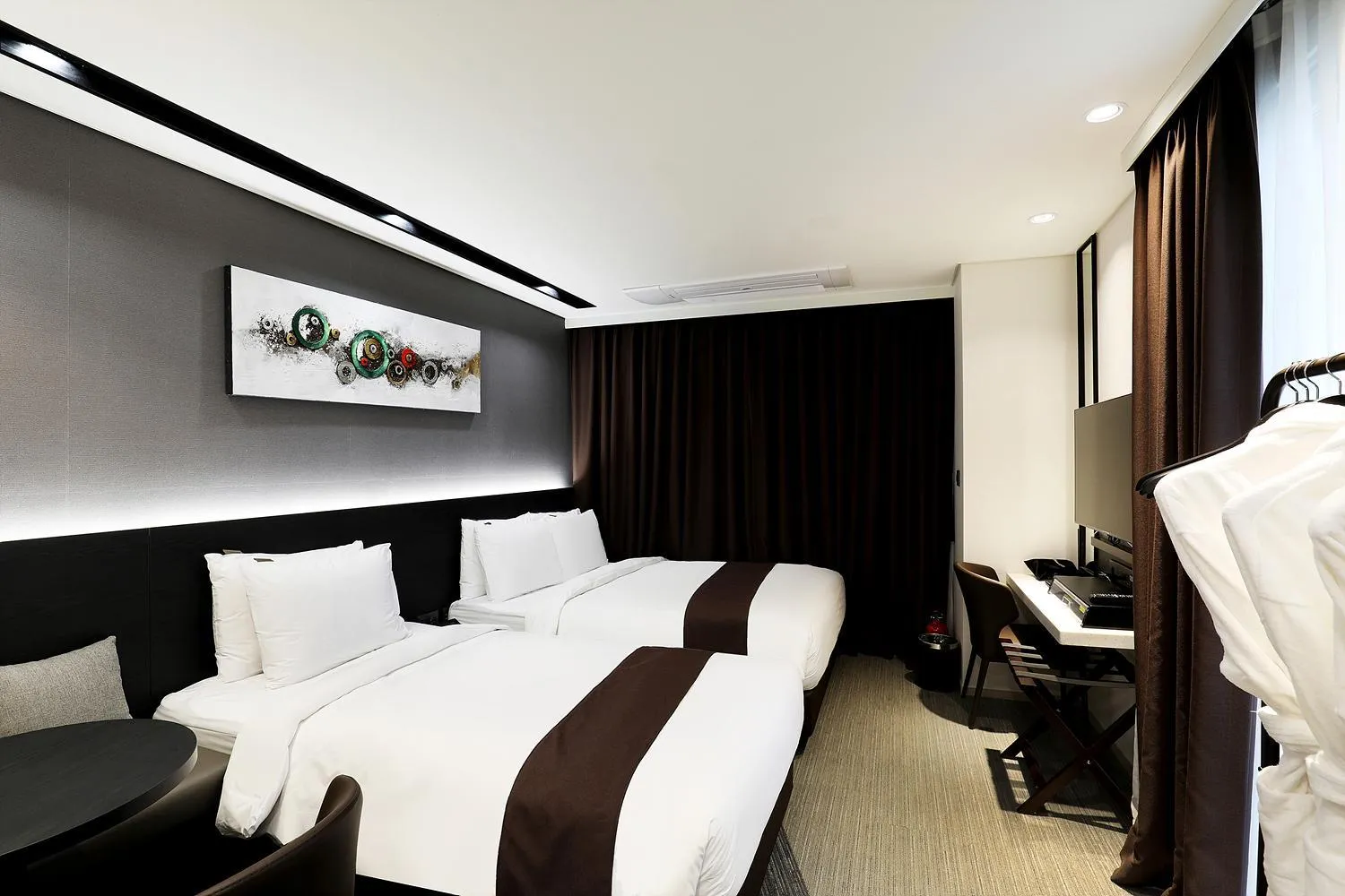 Communal lounge/ TV room in Kintex by K-tree