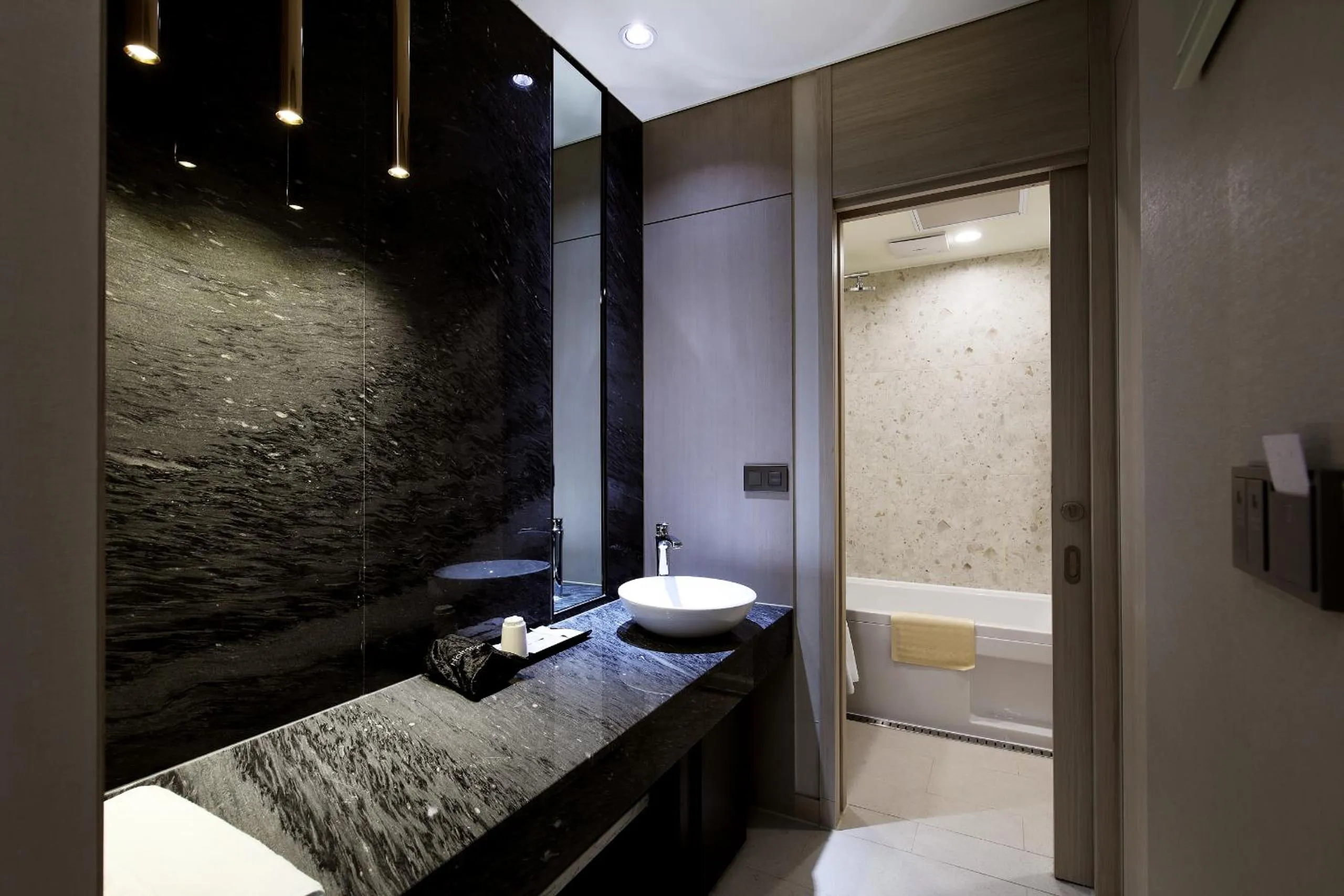 Bathroom in Kintex by K-tree