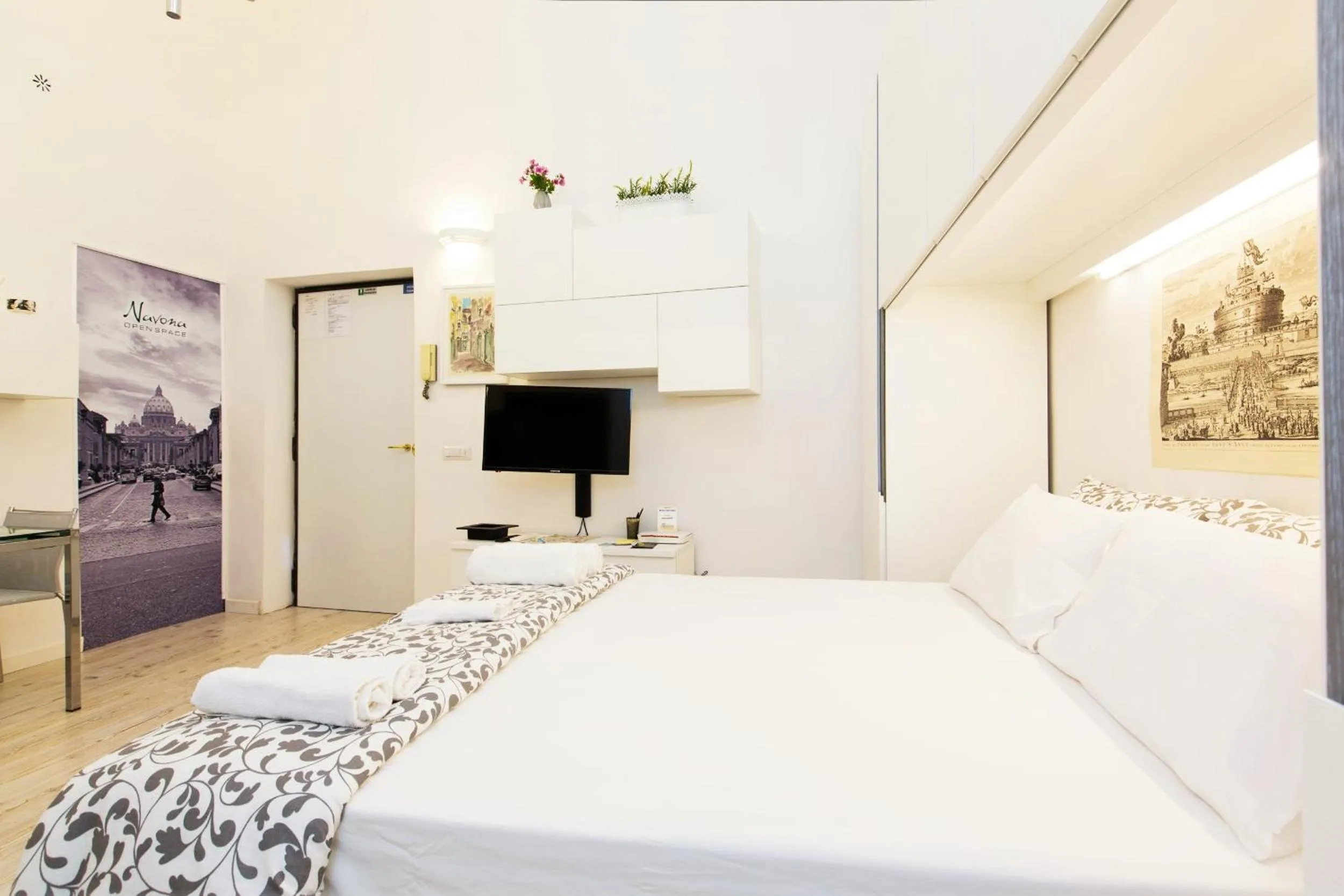 Bedroom, Bed in Navona Open Space Apartments