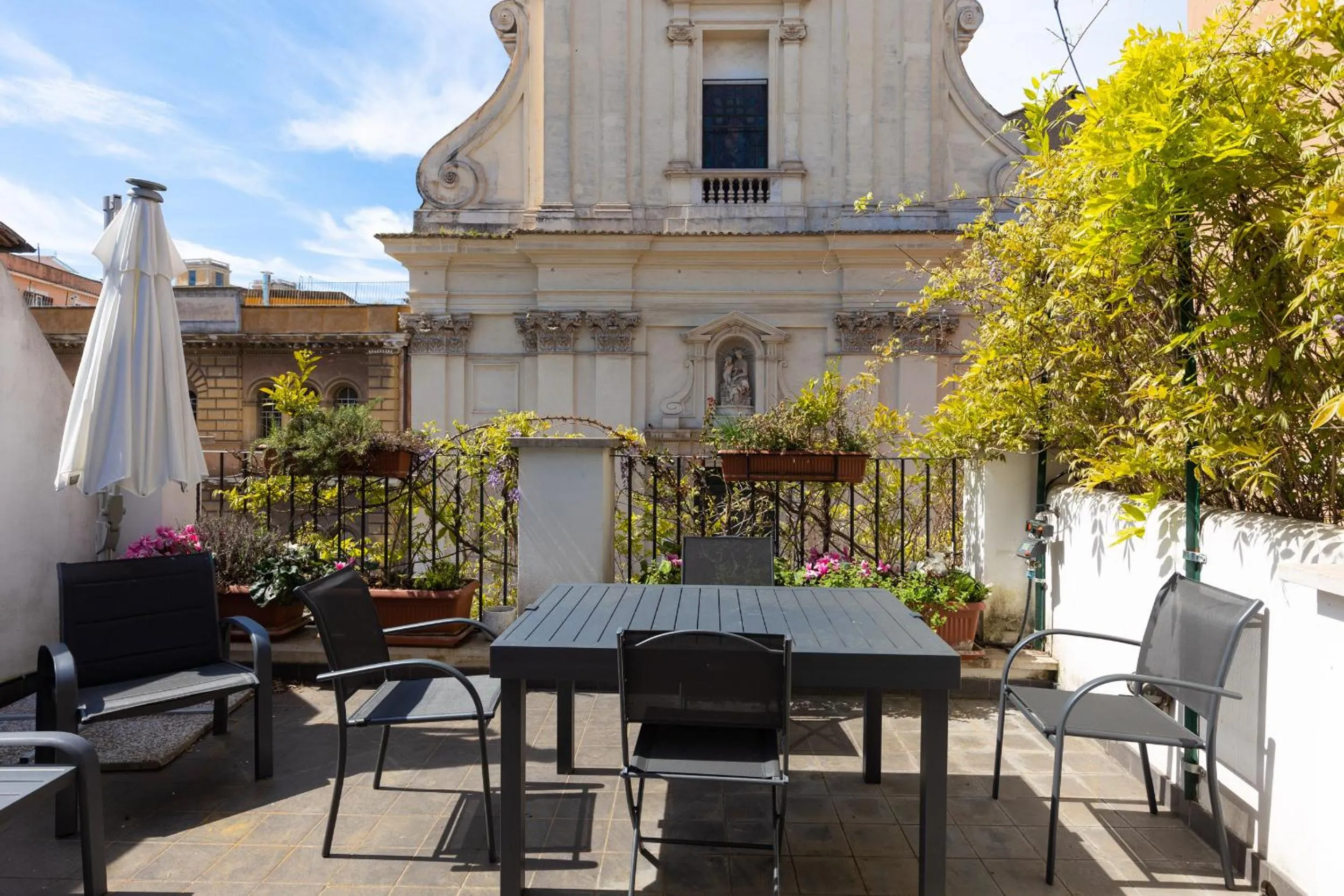 Balcony/Terrace in Navona Open Space Apartments
