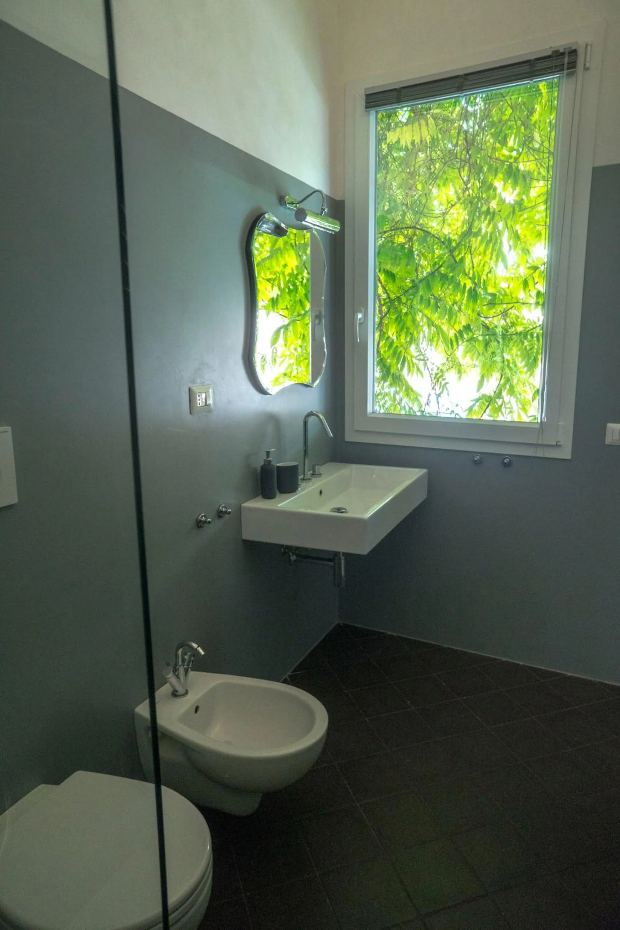 Bathroom in Navona Open Space Apartments
