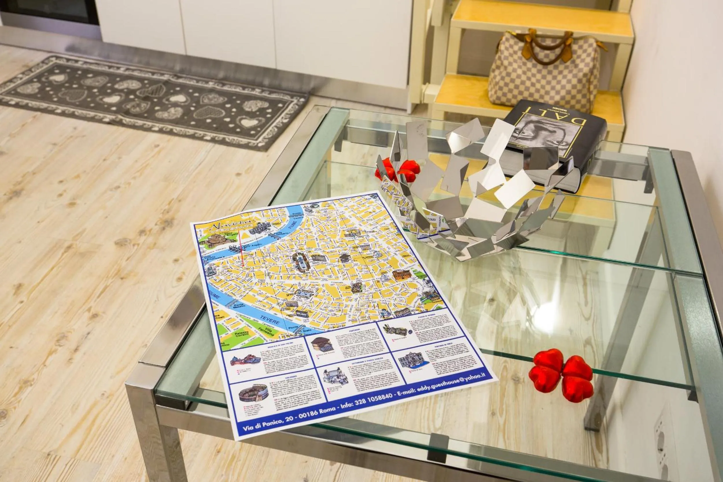 Other in Navona Open Space Apartments