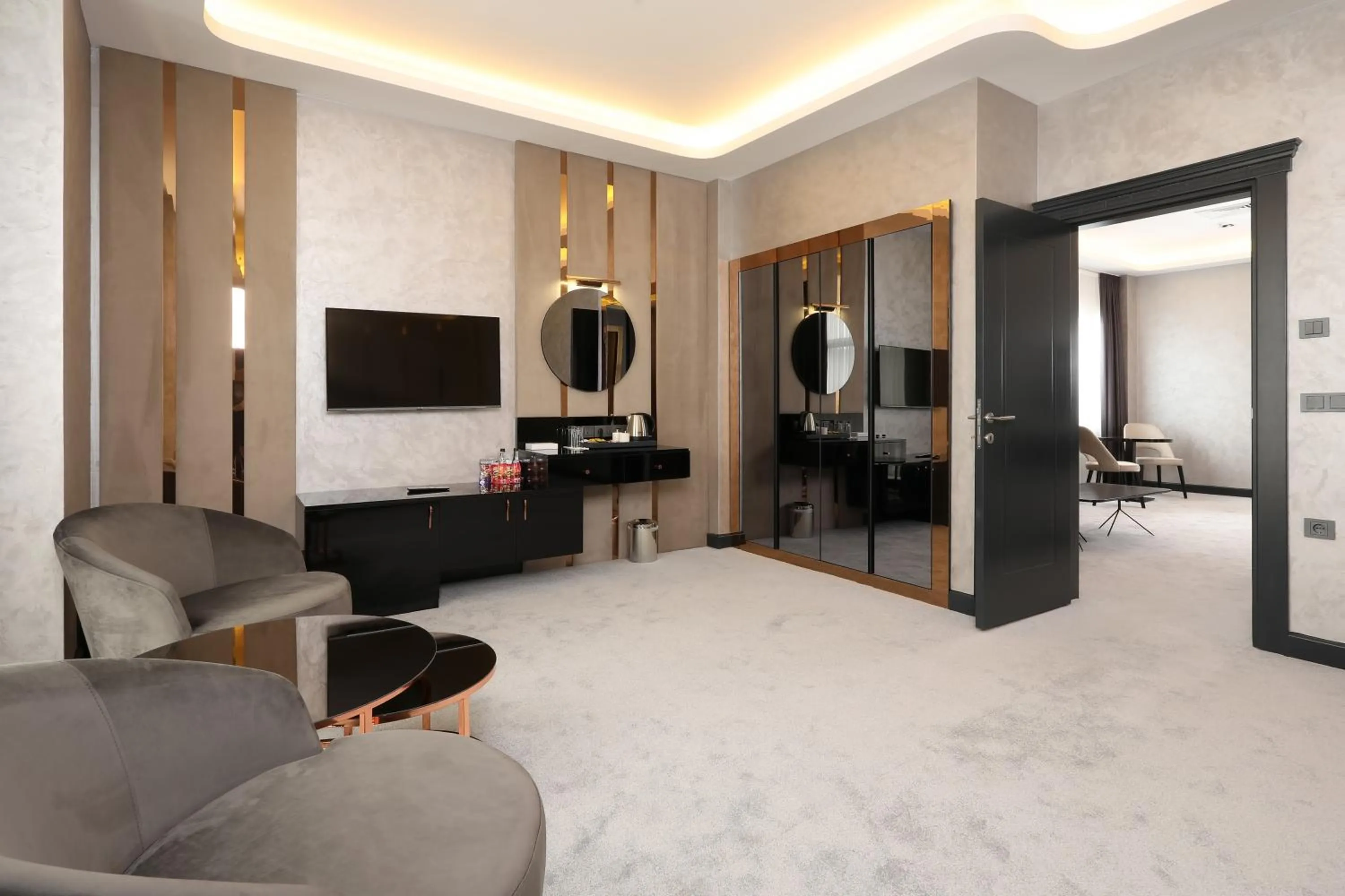 TV and multimedia in Aileena Hotel & Villas