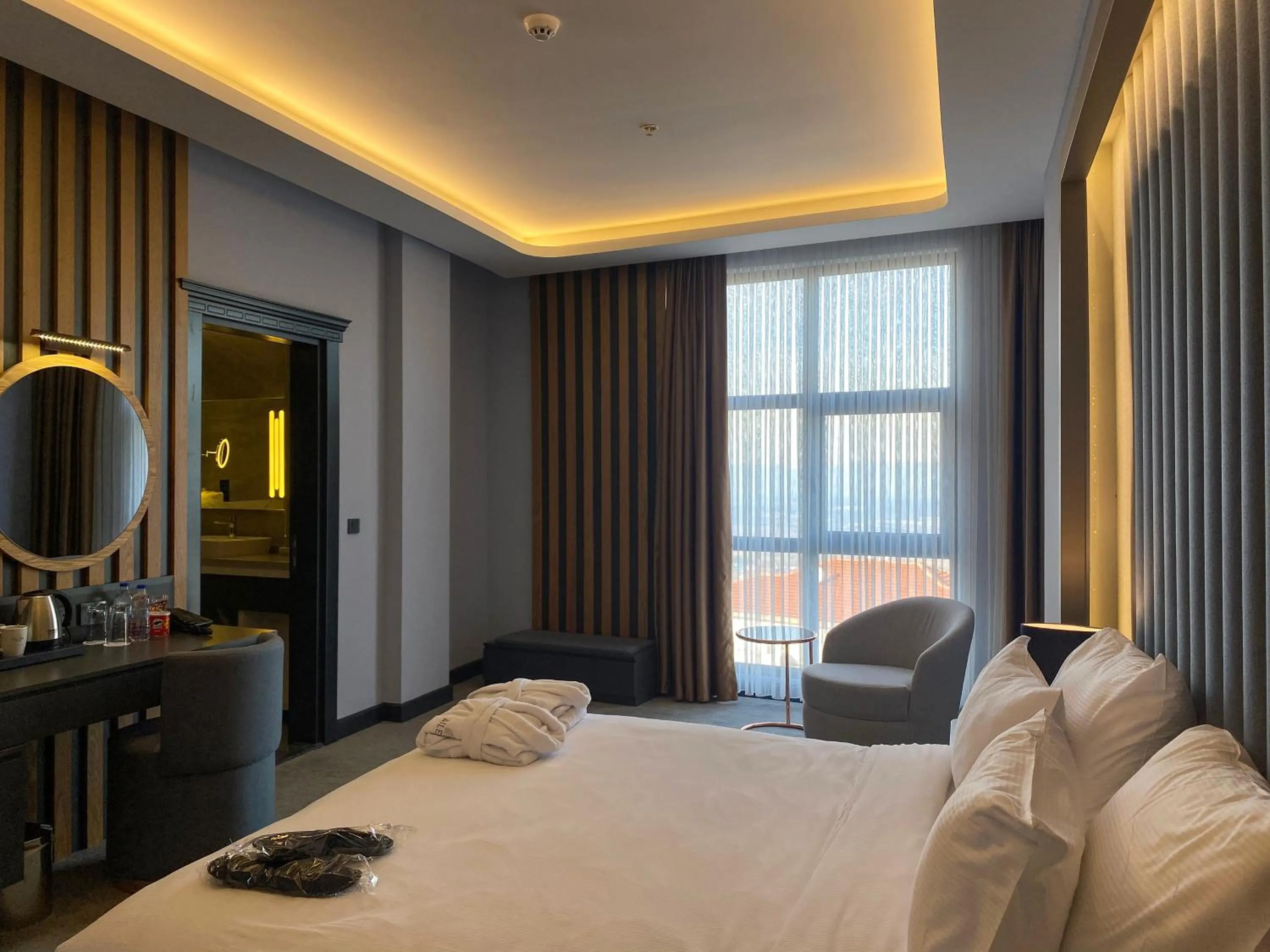 Photo of the whole room, Bed in Aileena Hotel & Villas