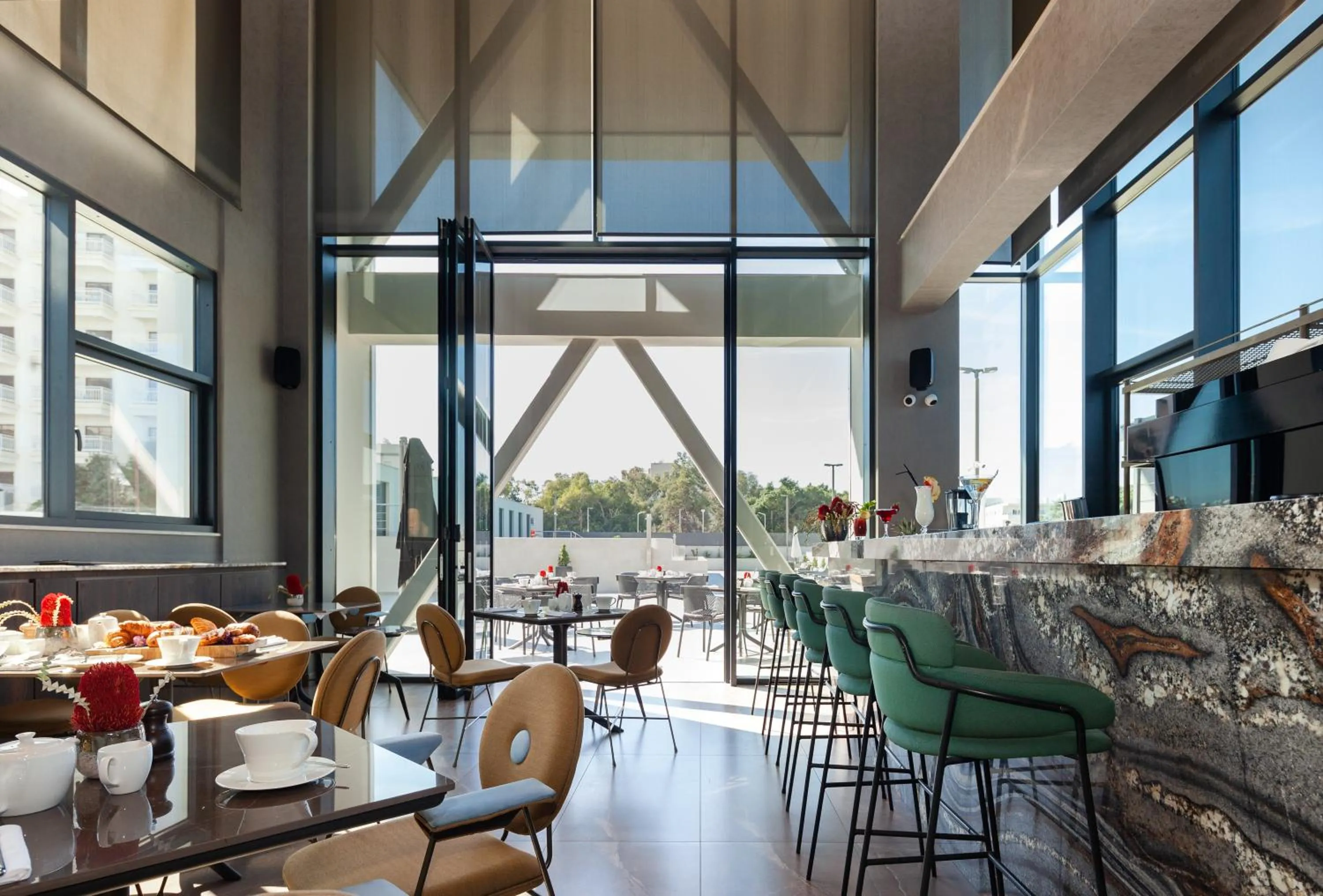 Restaurant/places to eat in ONLY Boutique Suites & Residences