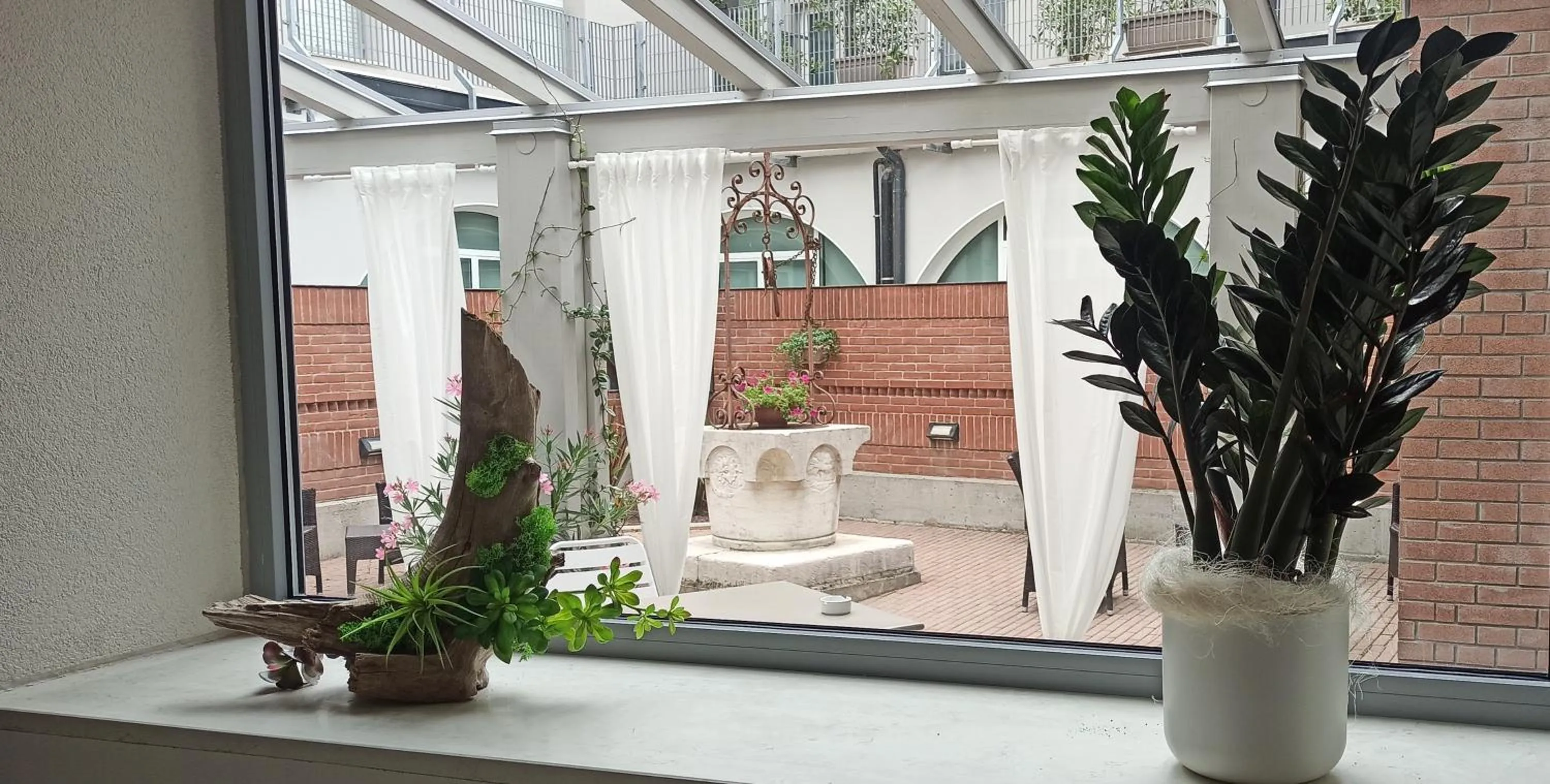 Decorative detail in Hotel Cavallo Bianco