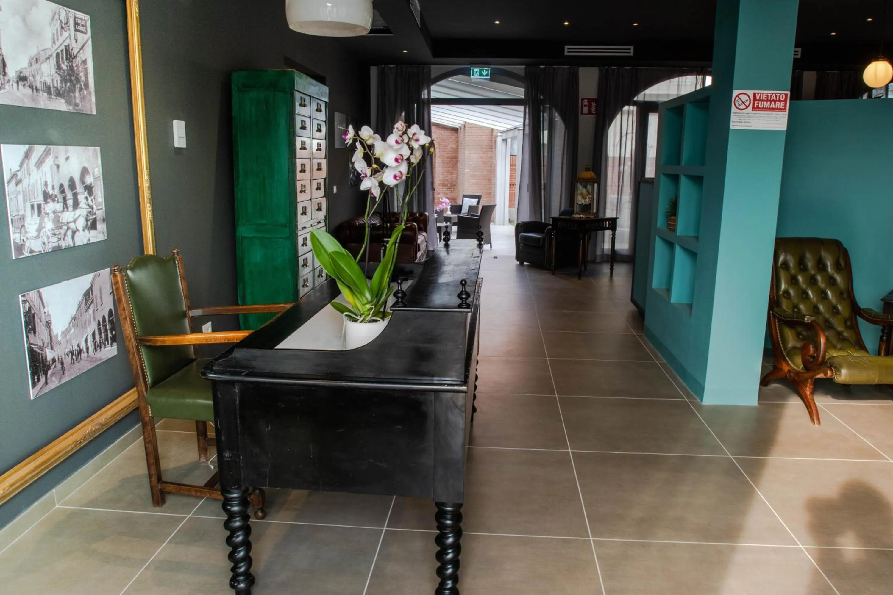 Property building in Hotel Cavallo Bianco