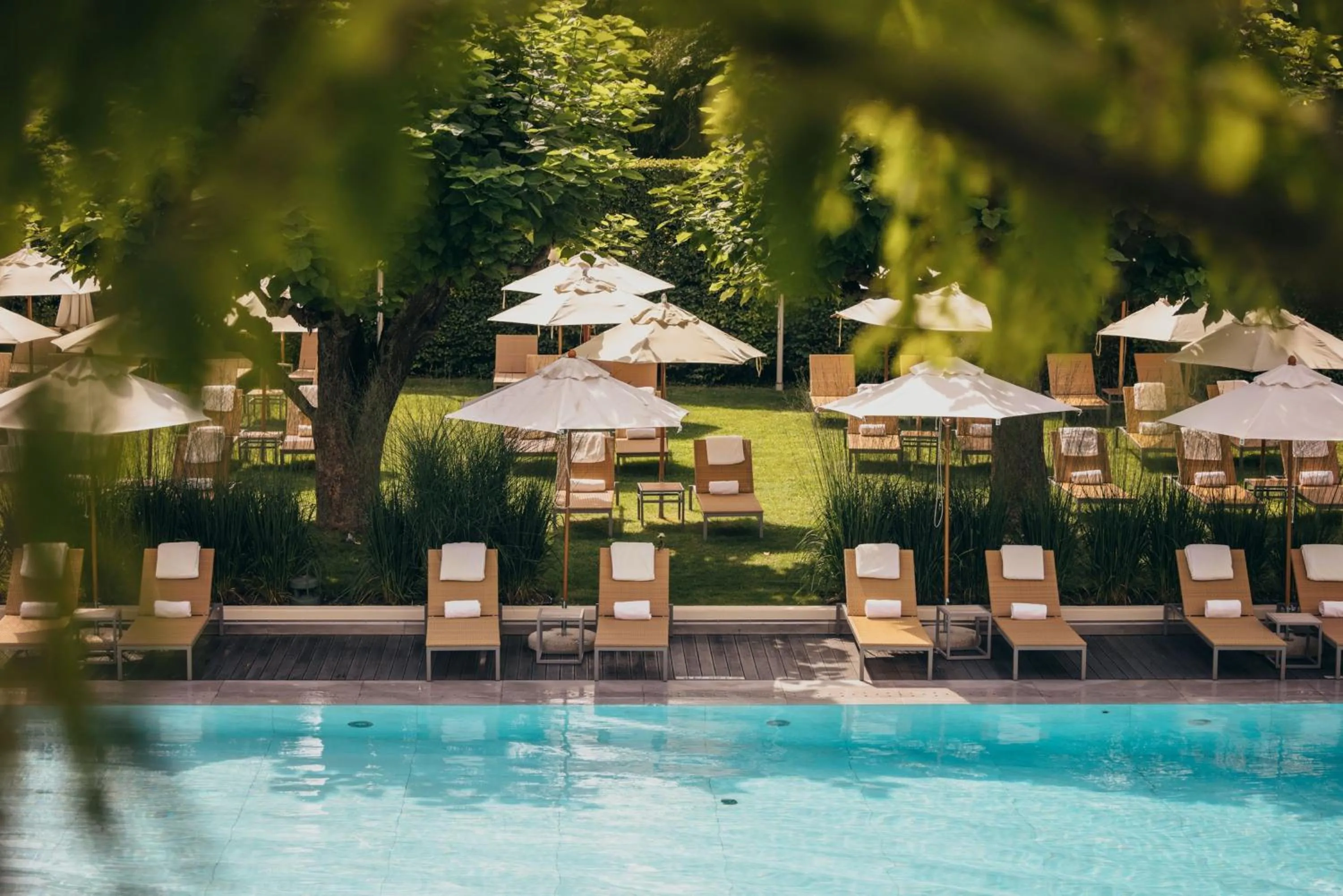 Swimming pool in InterContinental Genève by IHG