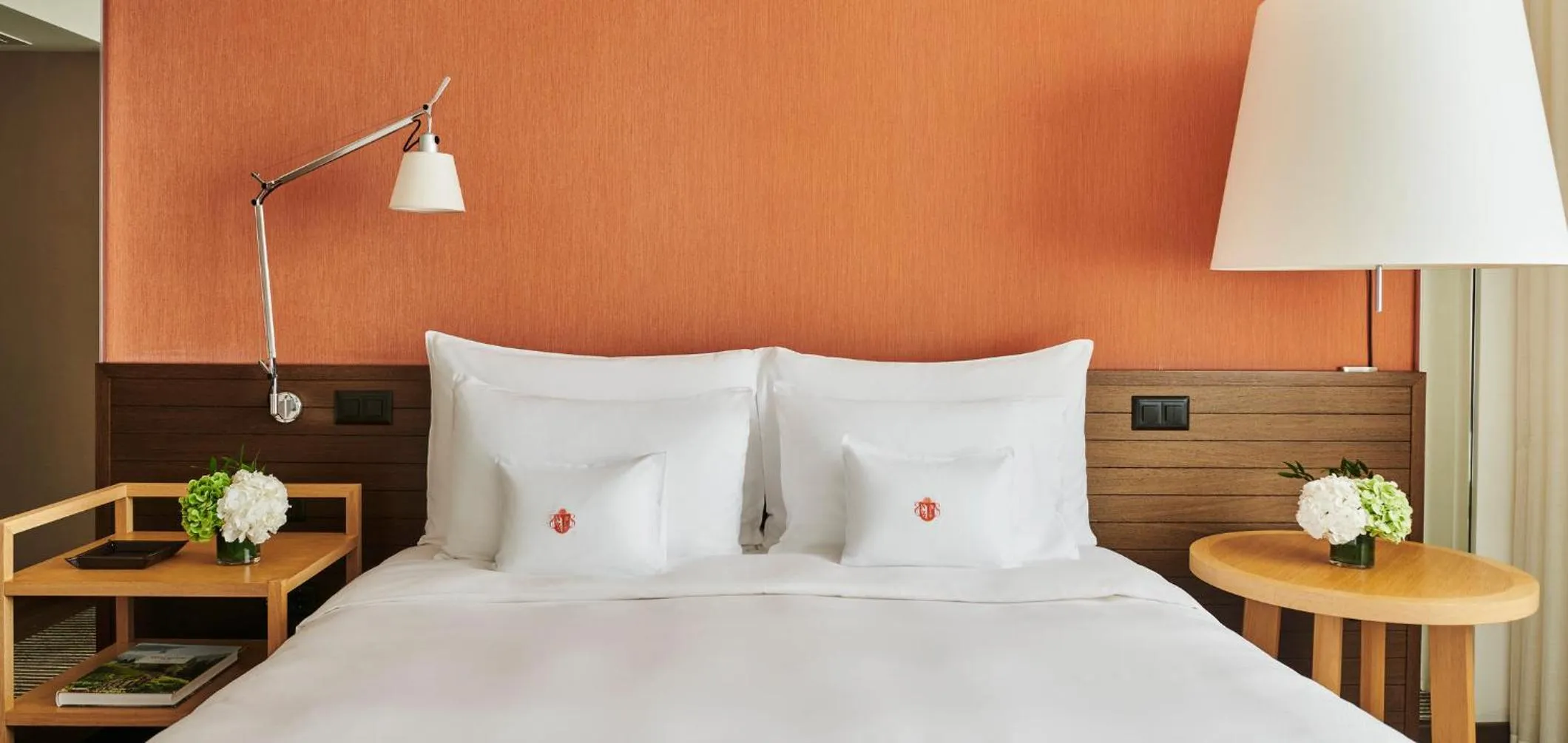 Bedroom, Bed in InterContinental Genève by IHG