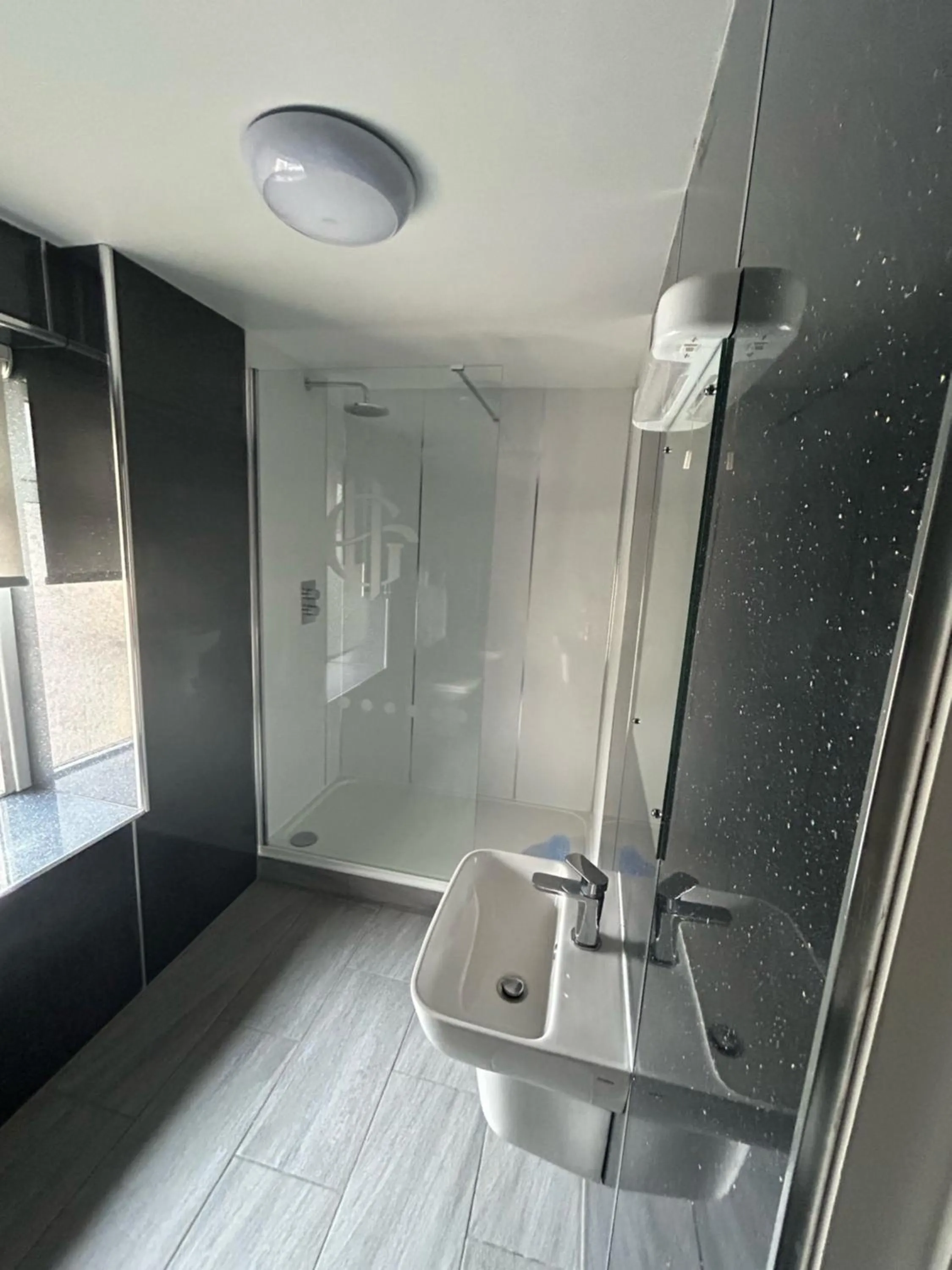 Shower in The Grand Hotel