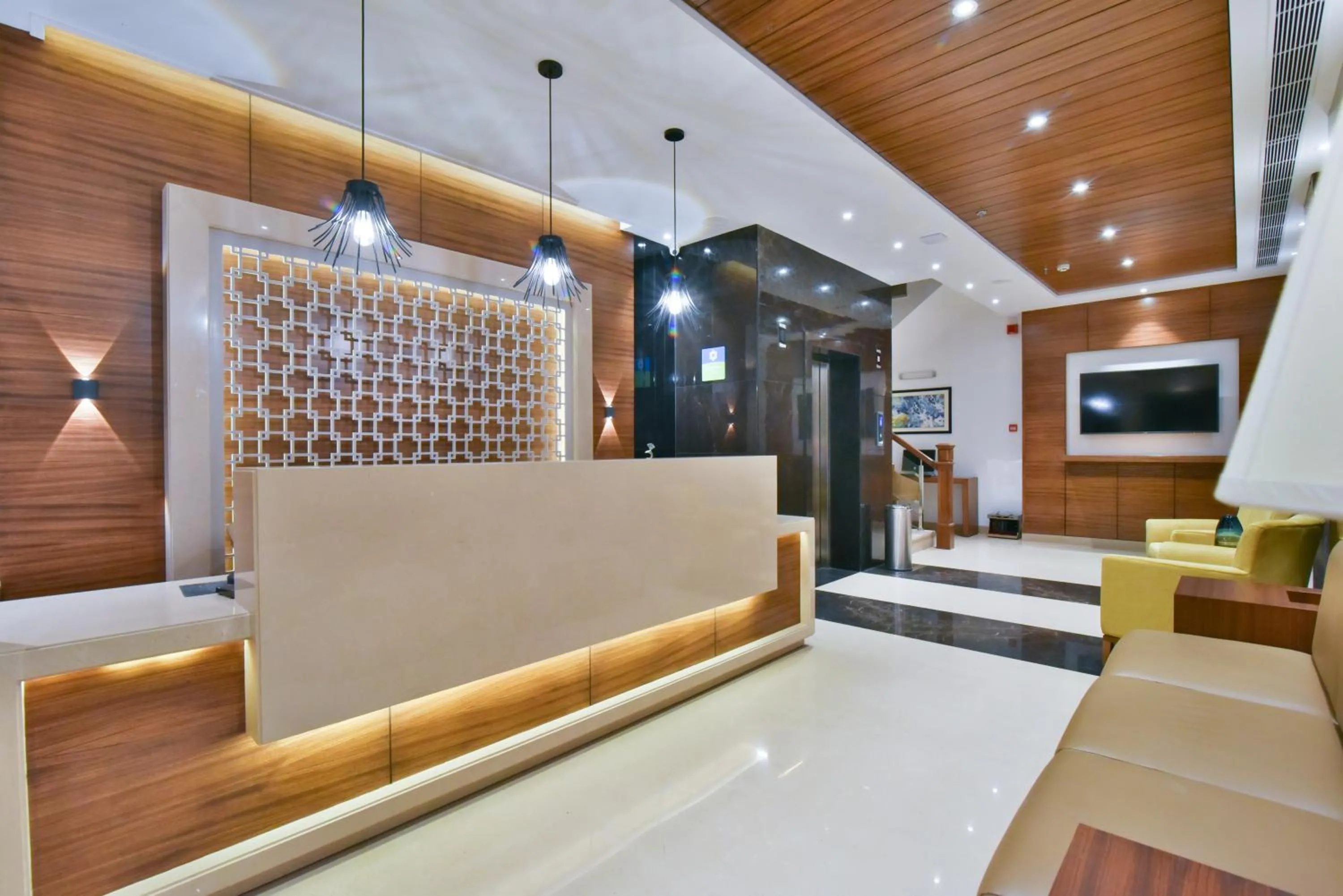 Lobby or reception in SureStay by Best Western Heritage Walk