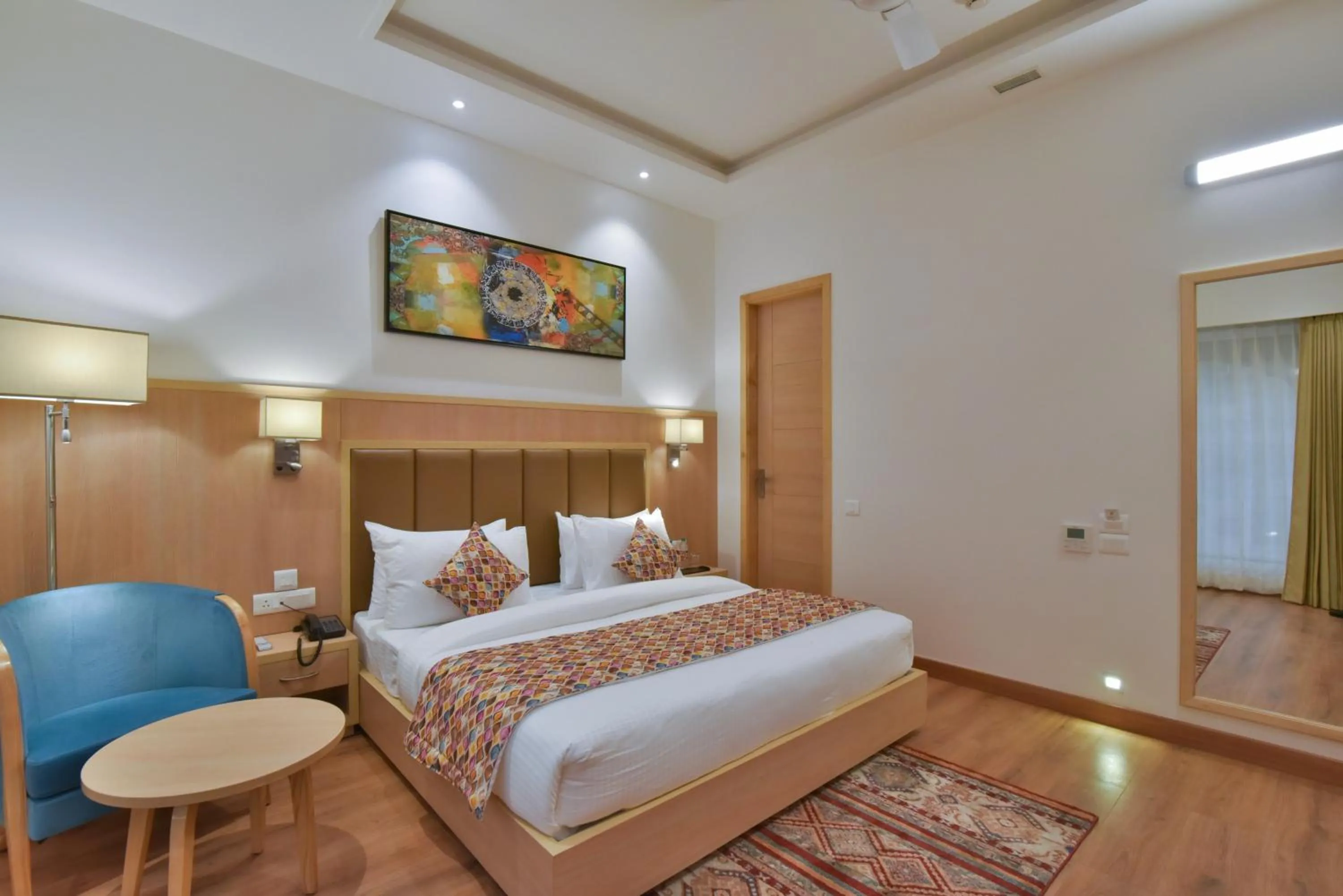 Bed in SureStay by Best Western Heritage Walk