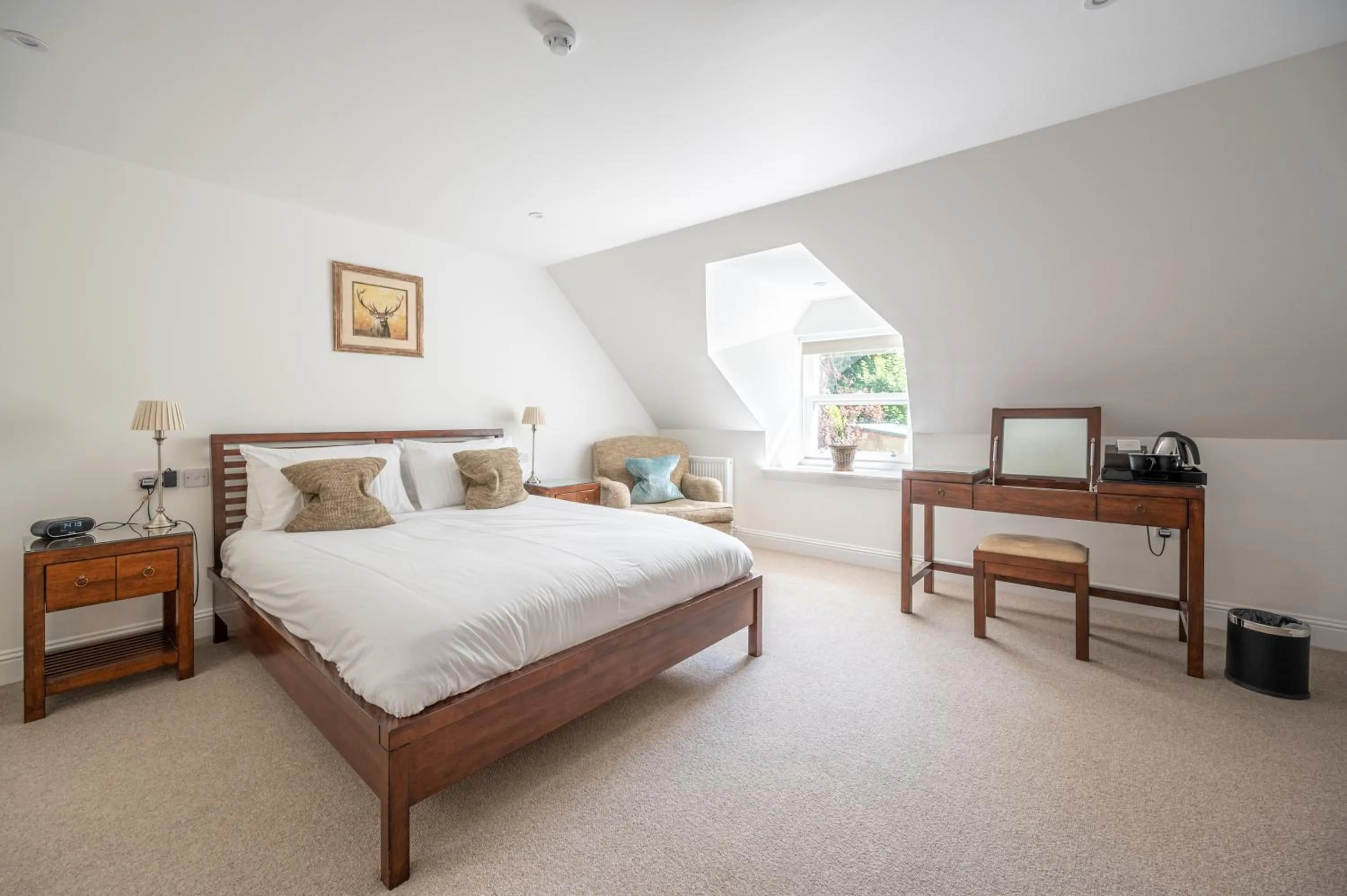 Bedroom, Bed in Ardeonaig Hotel & Restaurant