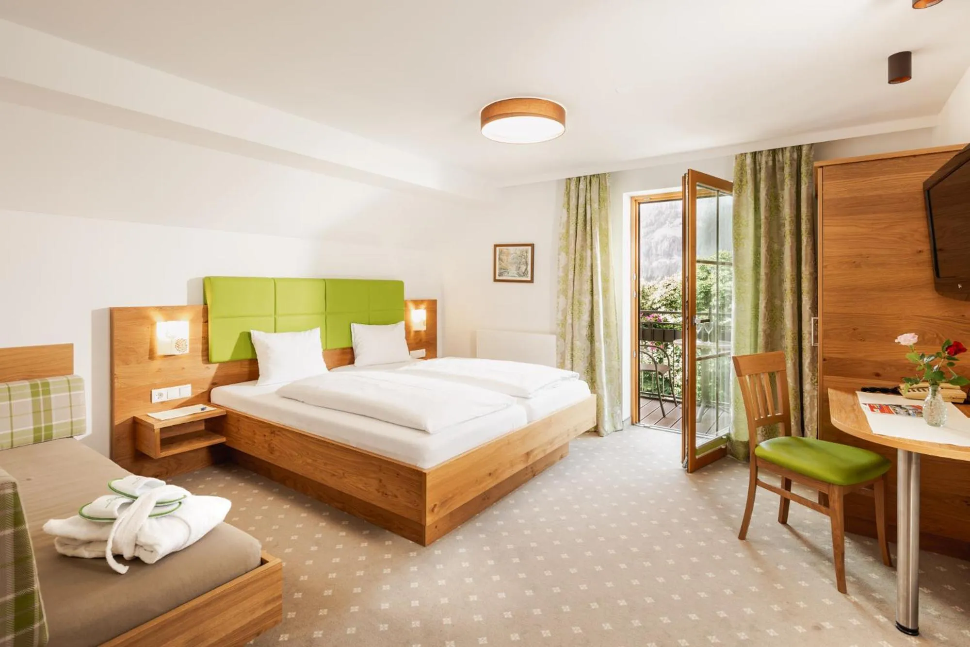 Photo of the whole room, Bed in Landhotel Stofflerwirt