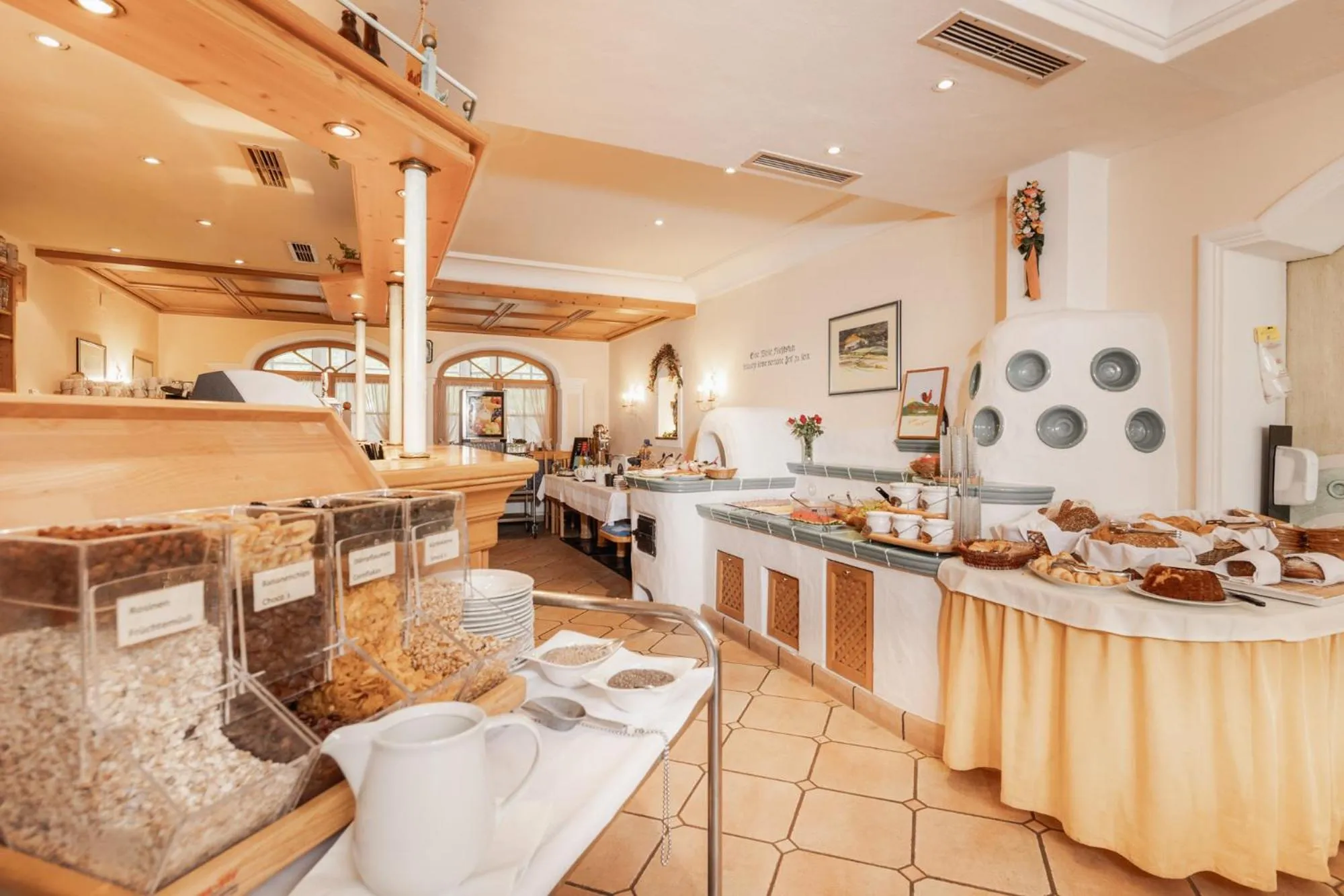 Restaurant/places to eat in Landhotel Stofflerwirt