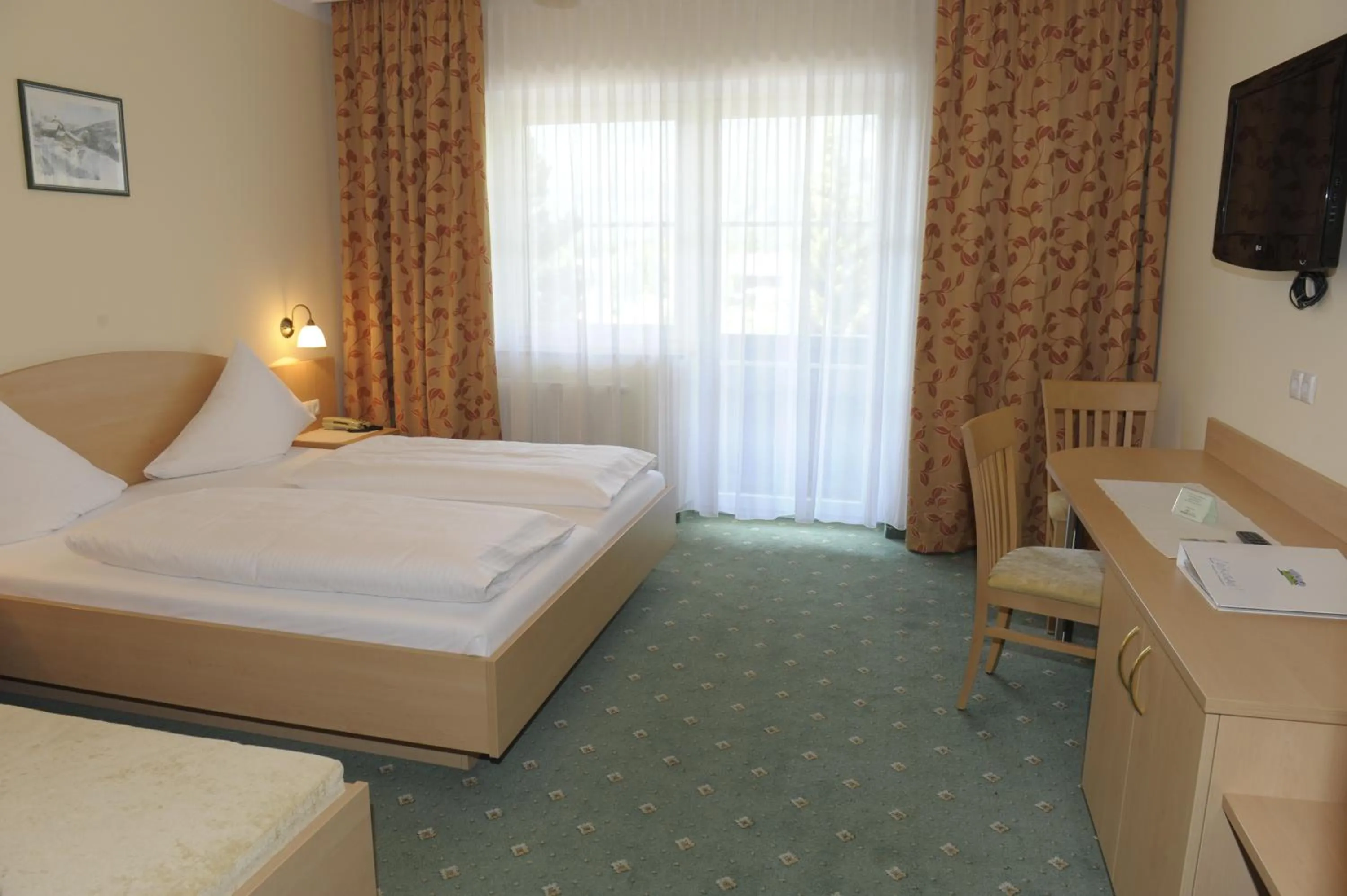 Bed in Landhotel Stofflerwirt