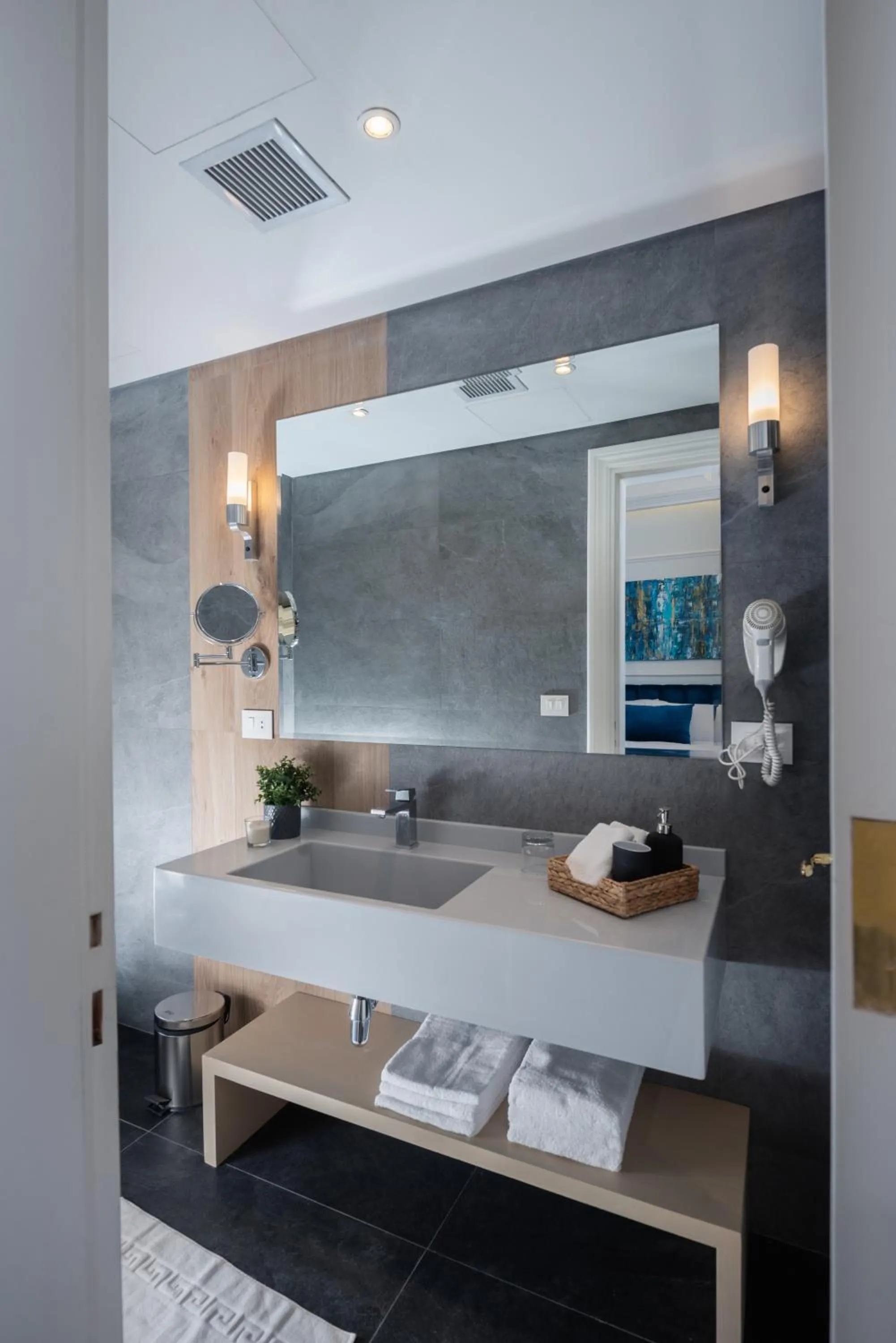 Bathroom in Maran Residence