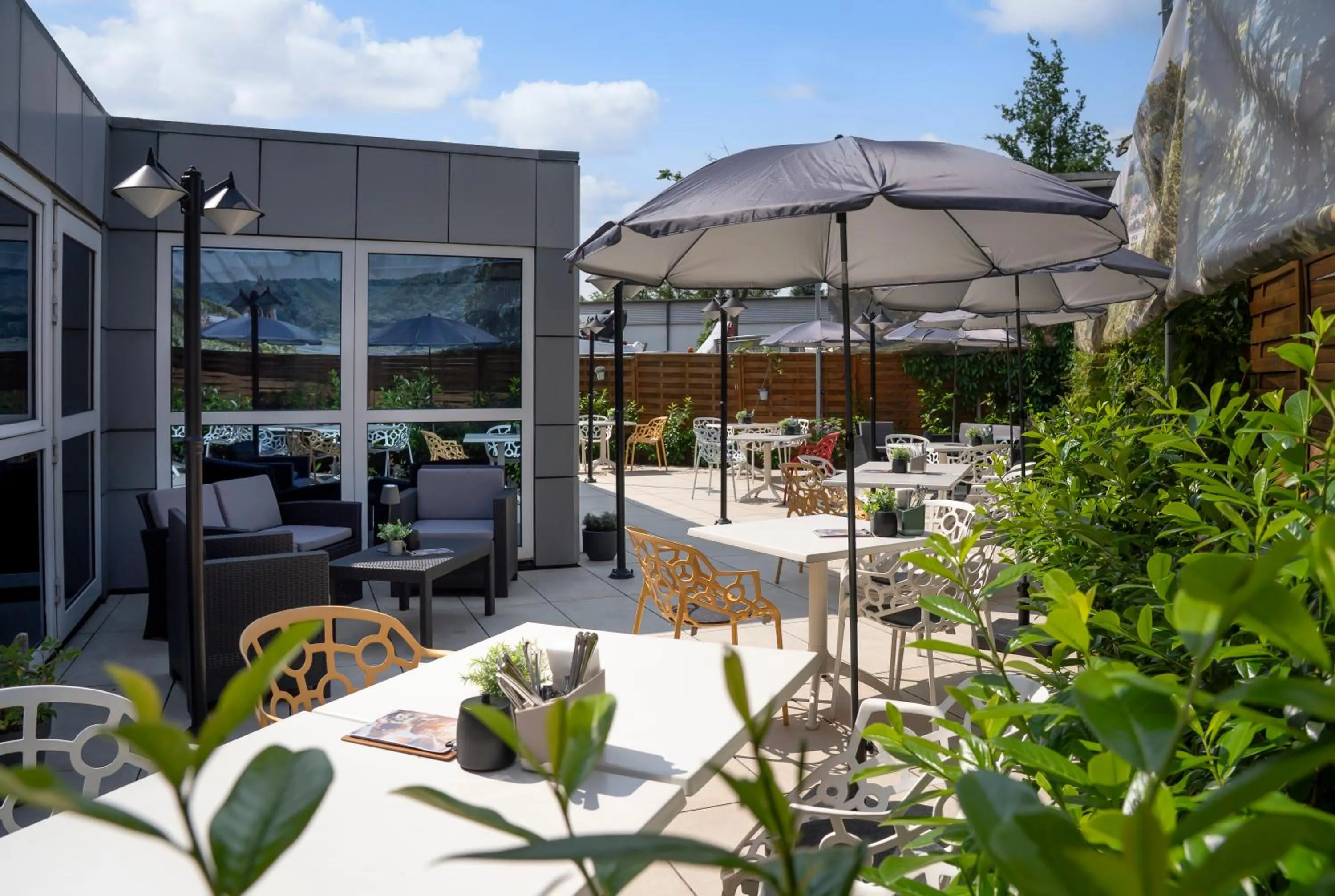 Restaurant/places to eat in NOVALIS Hotel by AURUM Dresden