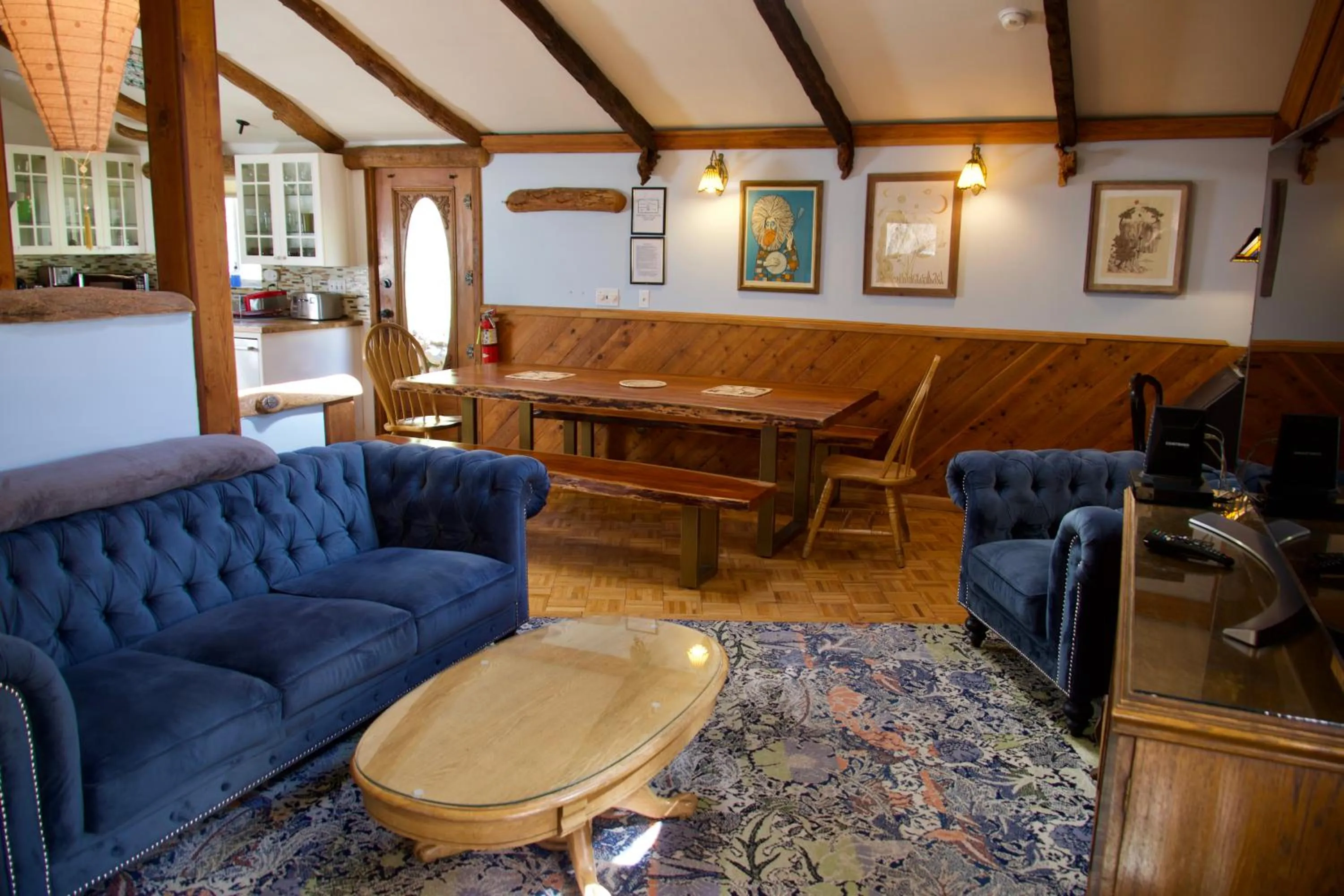 Yosemite Bug Rustic Mountain Resort