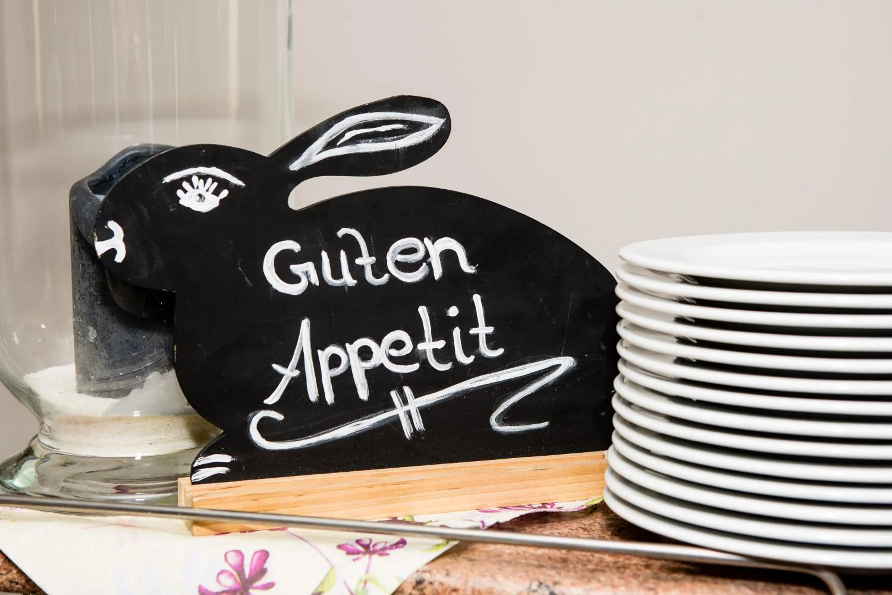 Restaurant/places to eat in Hotel Roeb