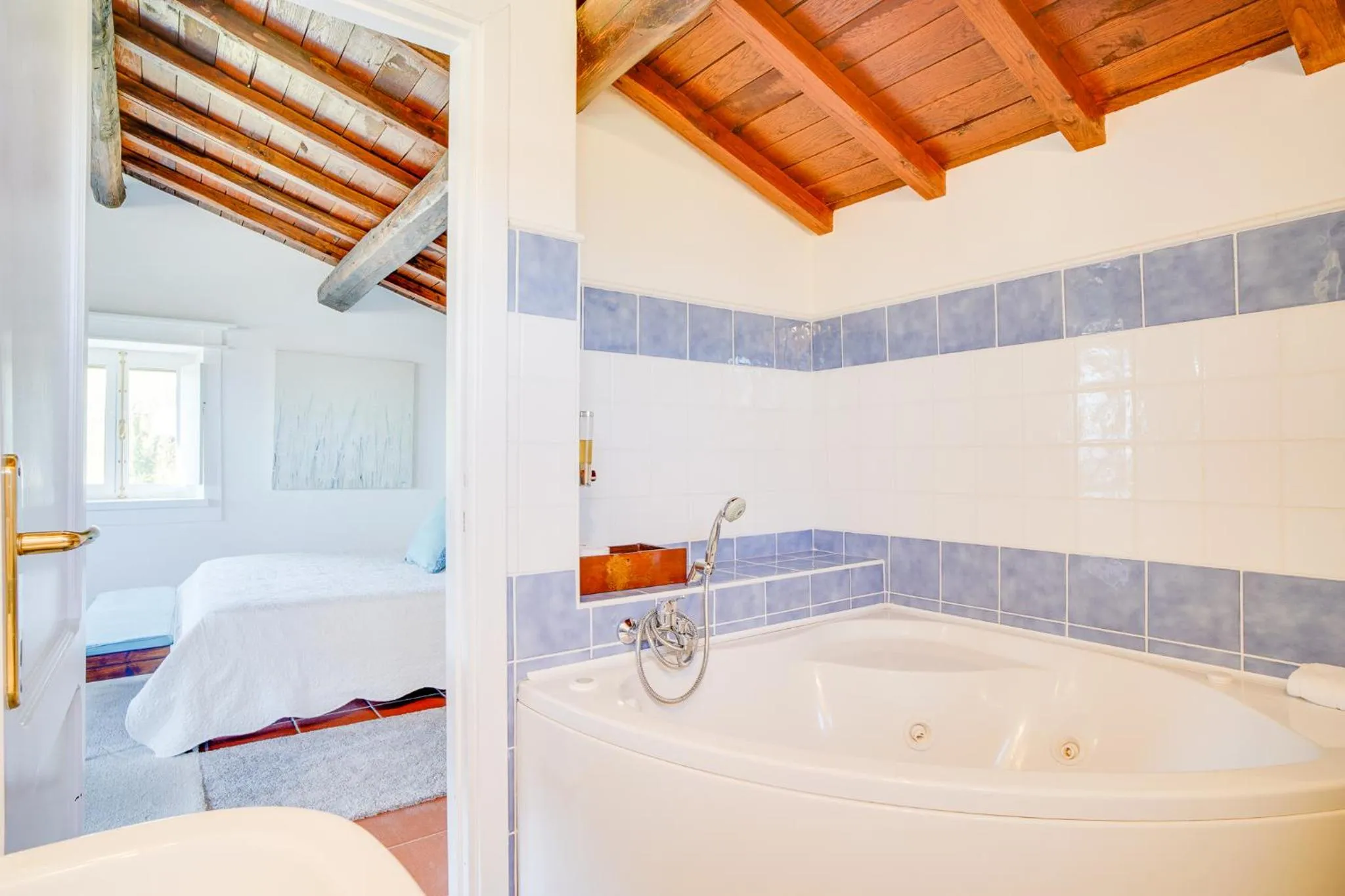 Hot Tub in L'Olivo Country Resort & SPA