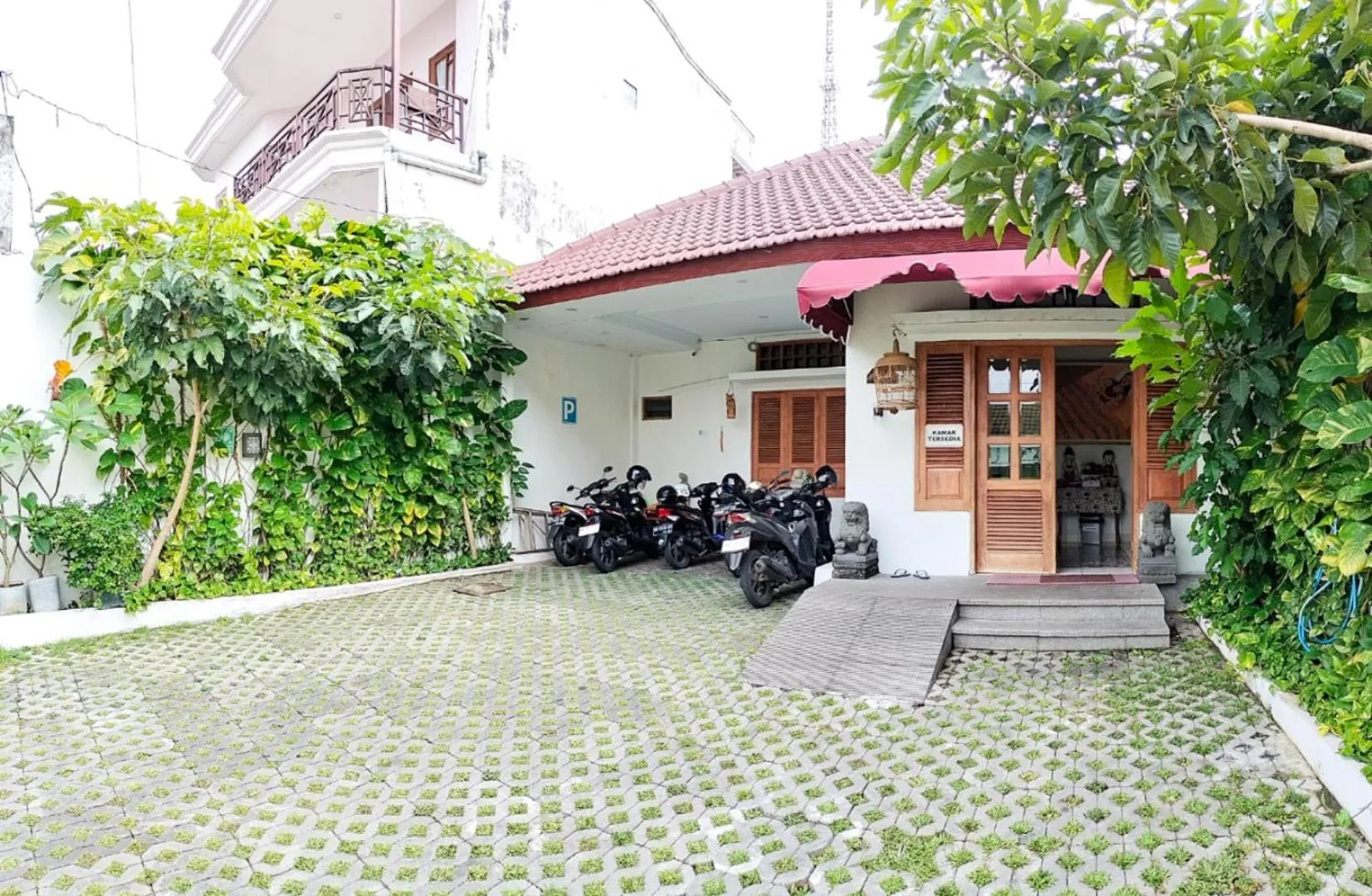 The Cabin Purwokinanti Hotel