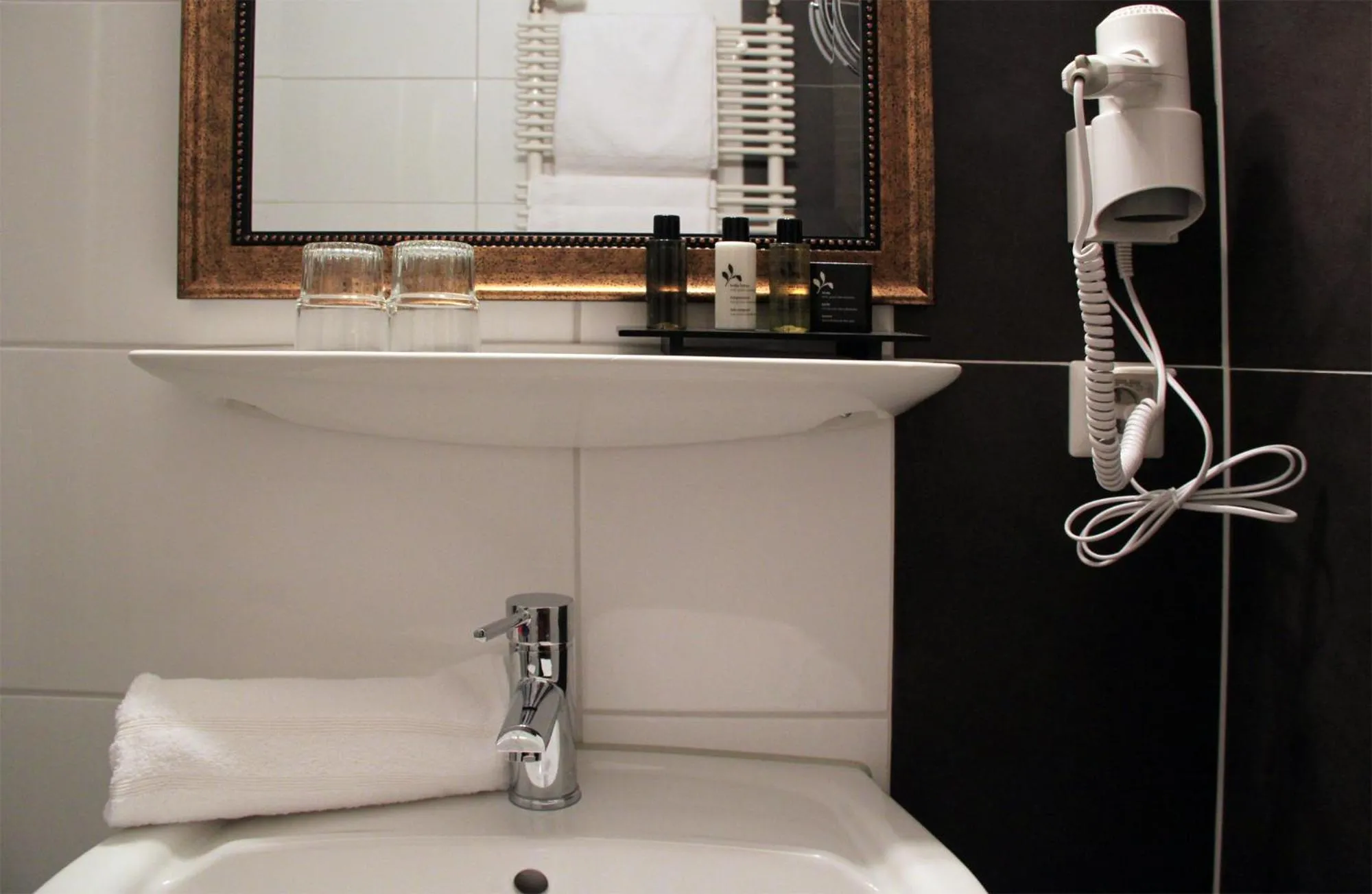 Bathroom in Stadthotel Alsfeld