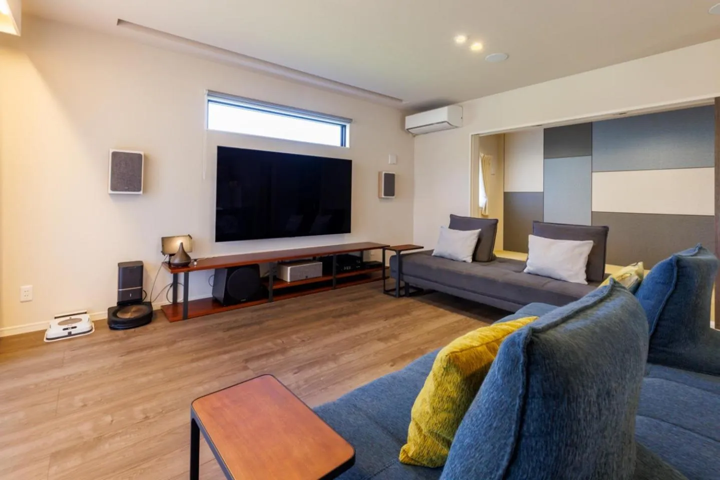 TV and multimedia in Villa Felice Sumuide