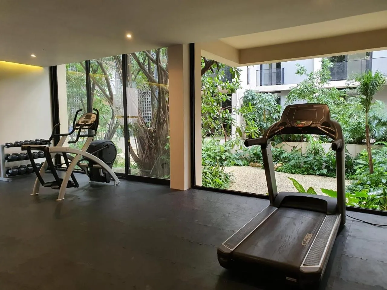 Fitness centre/facilities in Kaab At The Park by The Spot Rentals