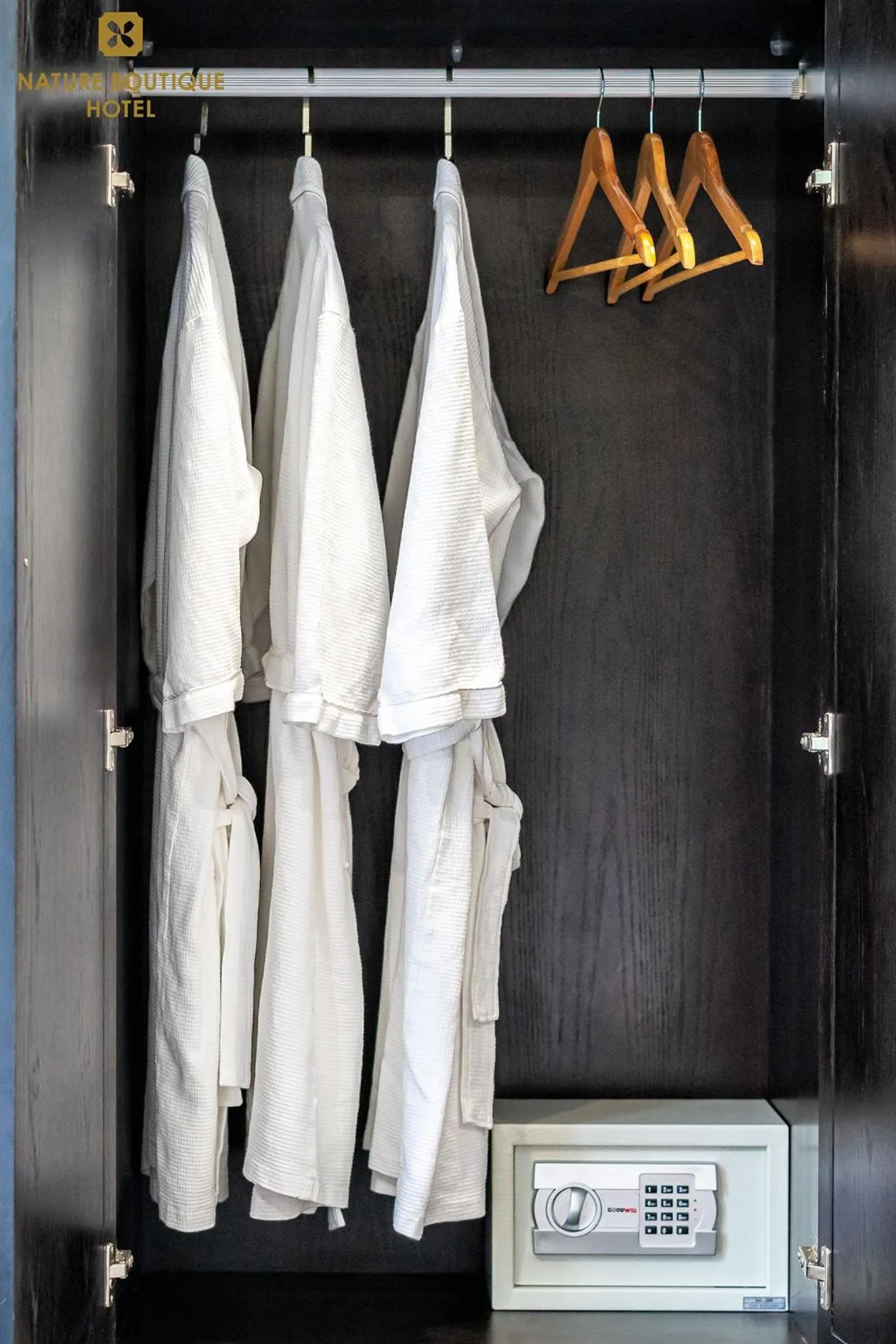 wardrobe in Nature Boutique Hotel - Nguyen Thi Nghia