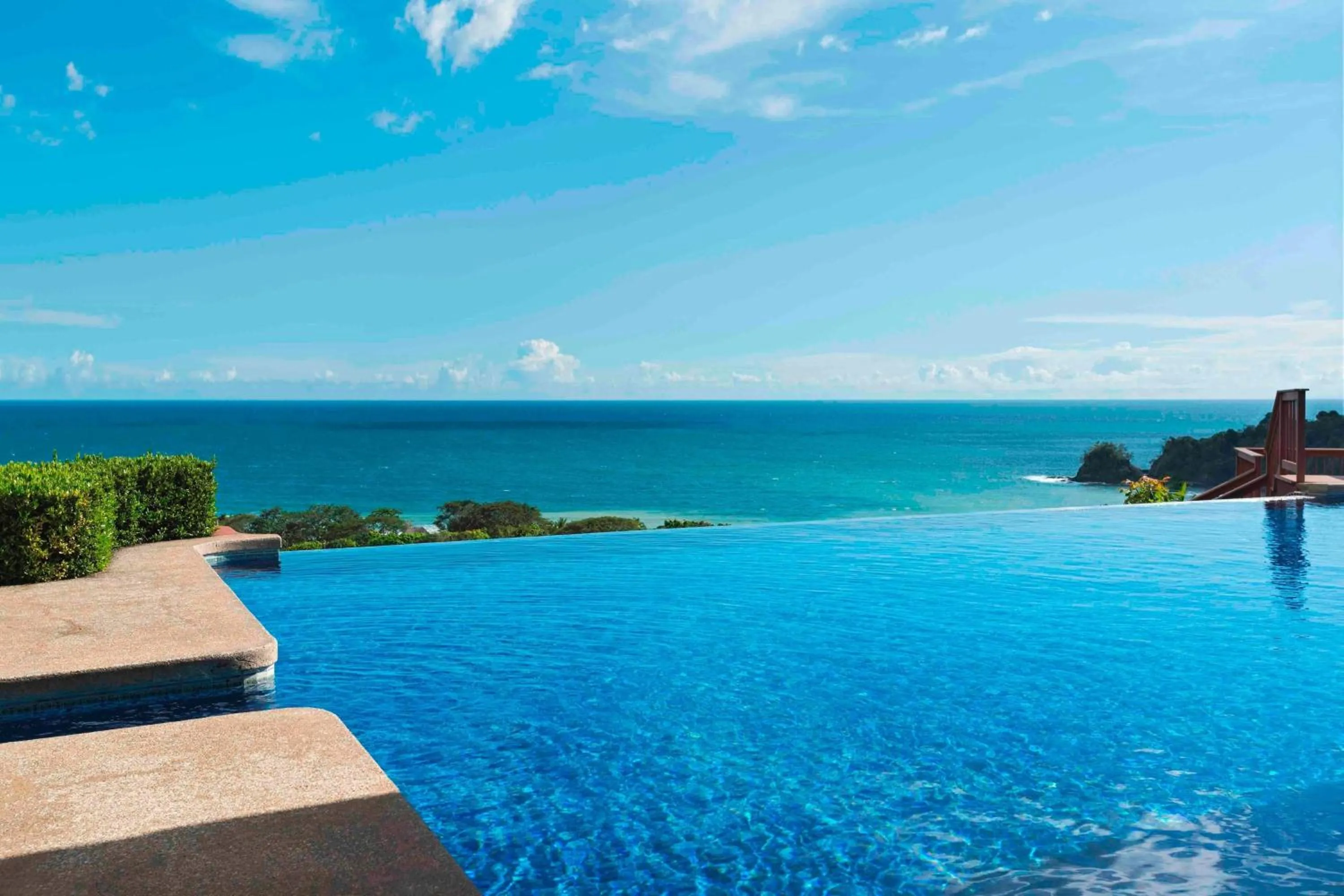 Swimming pool in Punta Islita, Autograph Collection