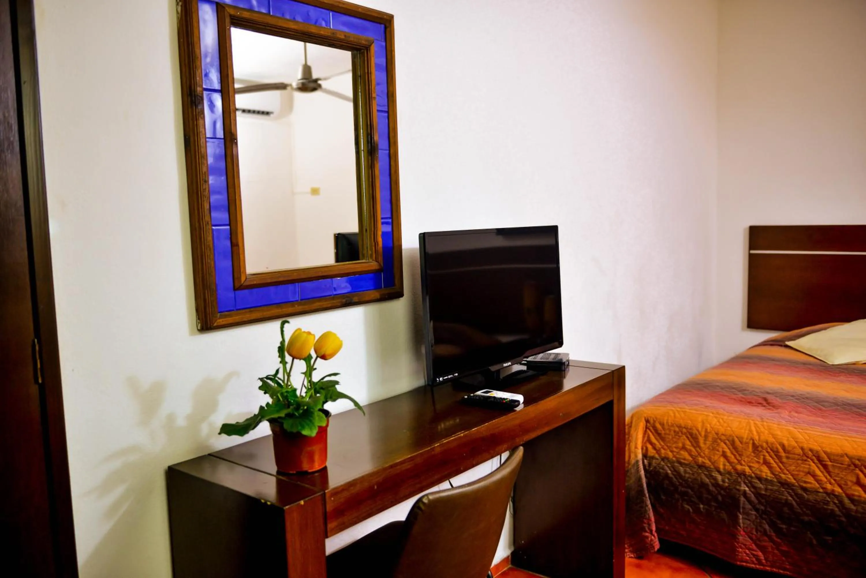 Bed in Hotel Los Girasoles