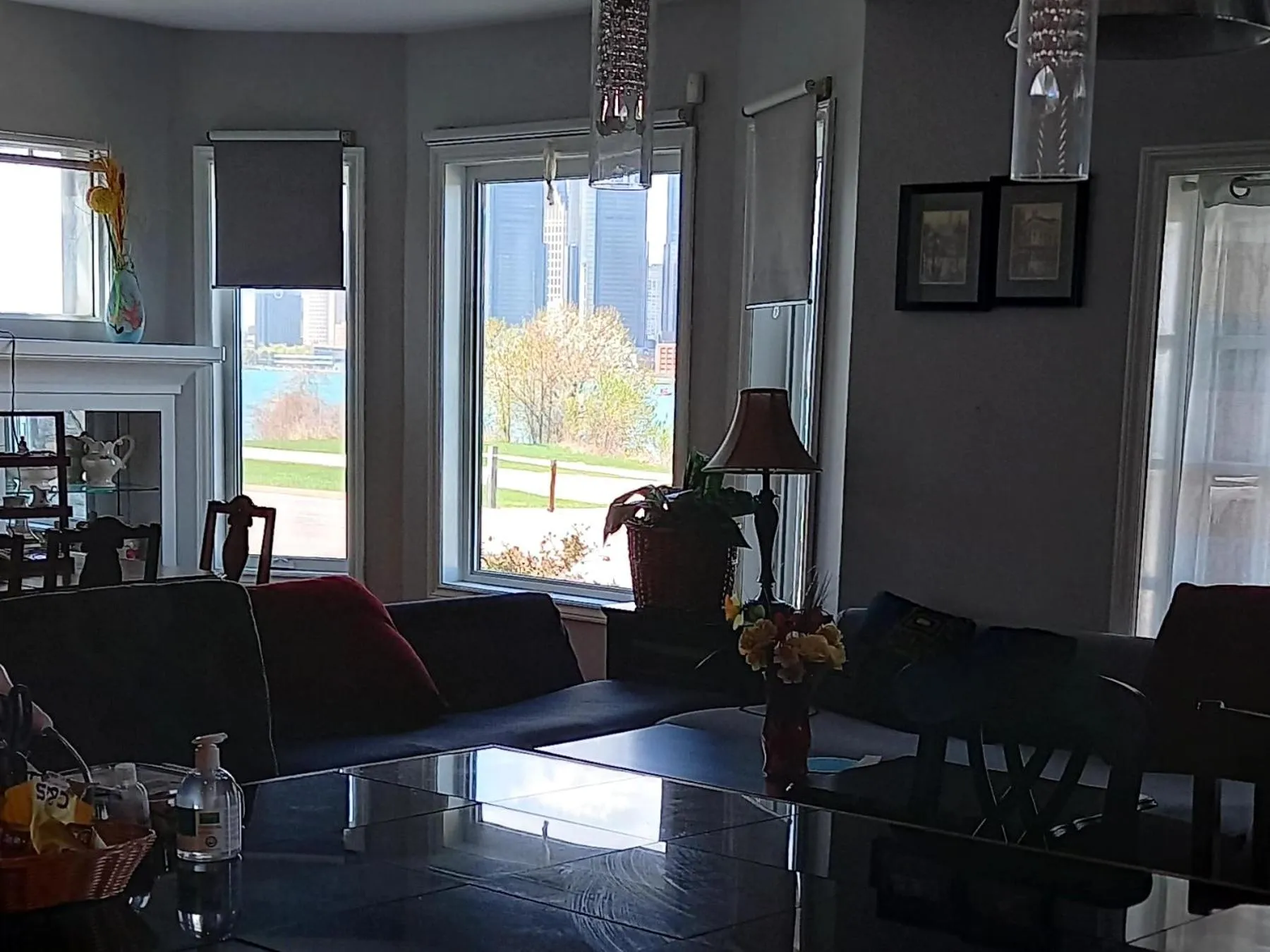 Dining area in Waterfront Home Windsor ,On, Ca