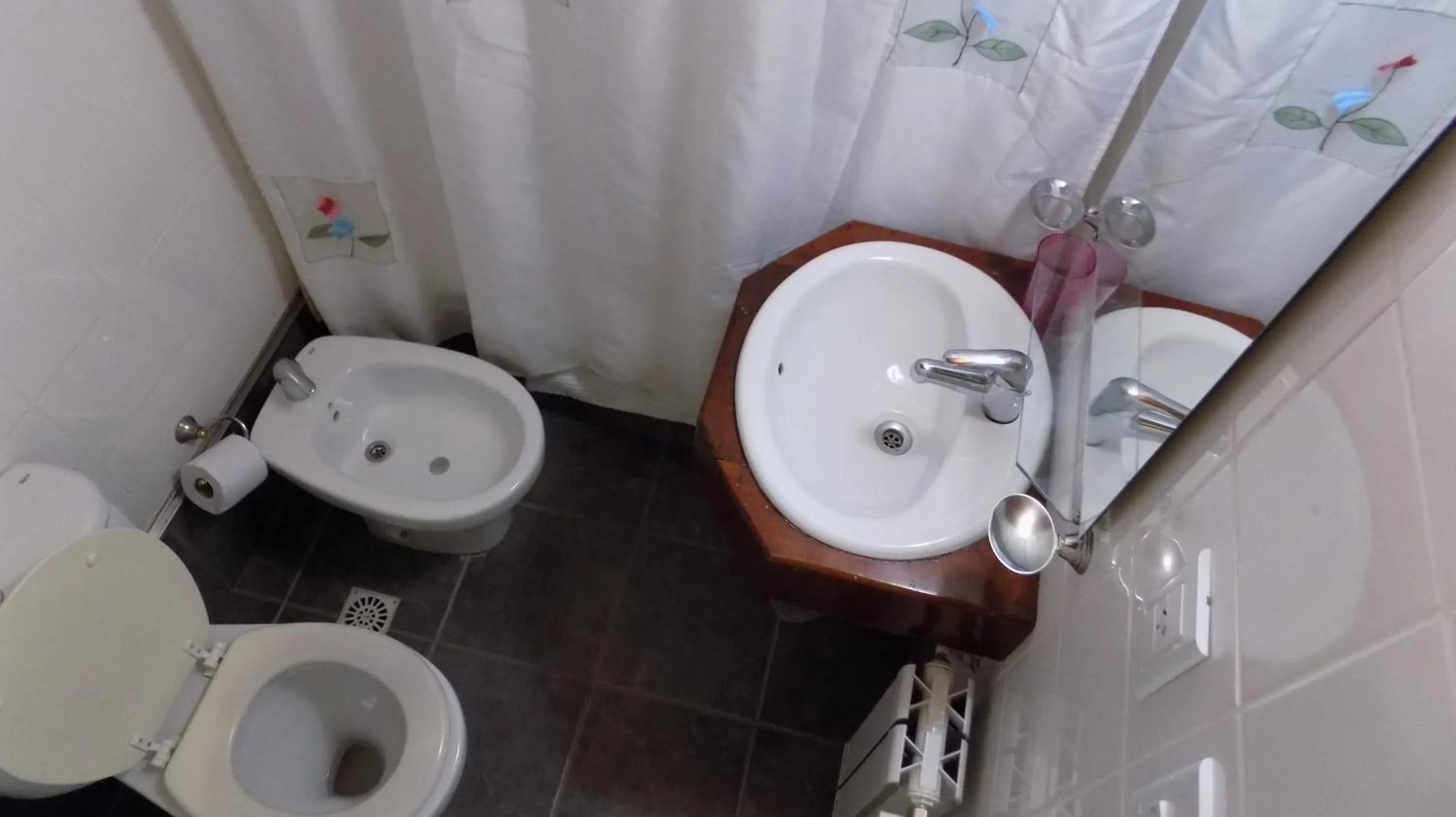 Bathroom in Fuerte Calafate Hotel Panorámico